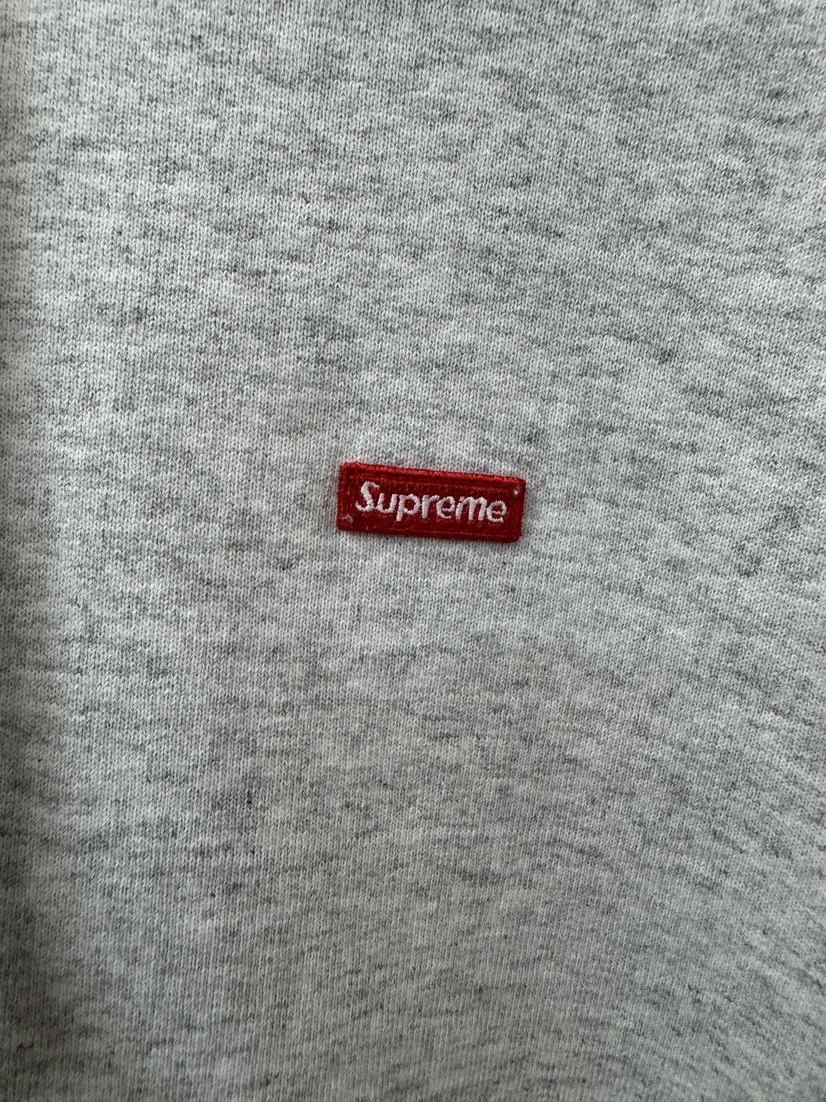 Supreme Supreme Gray Small Box Logo Hoodie Size US L / EU 52-54 / 3 - 3 Thumbnail