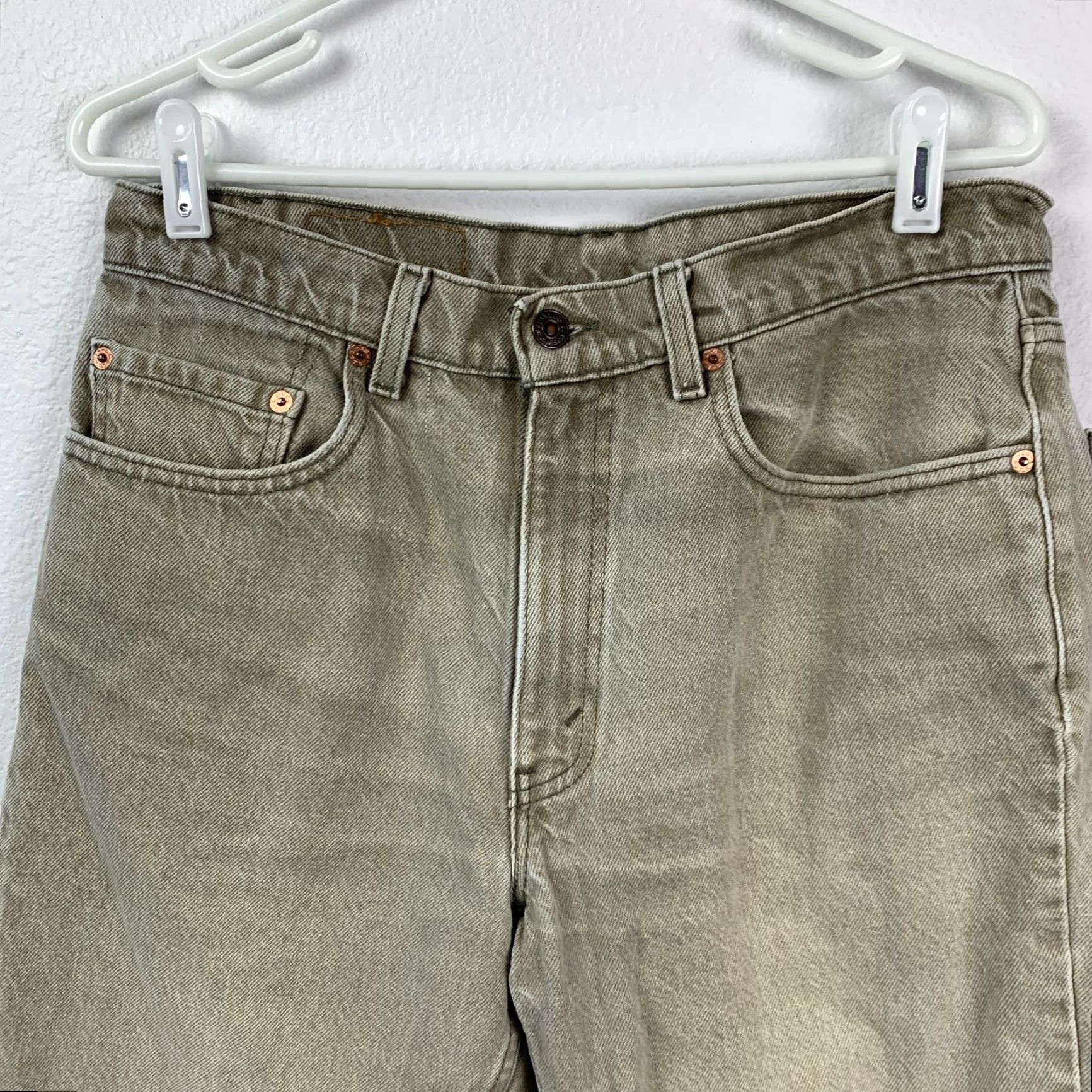 Levi's VINTAGE Levi's 550 Relaxed Fit Jeans 33x32 Khaki USA Mens Denim 5-Pocket Red Tab Faded Retro Classic 90s Style Size US 33 - 2 Thumbnail