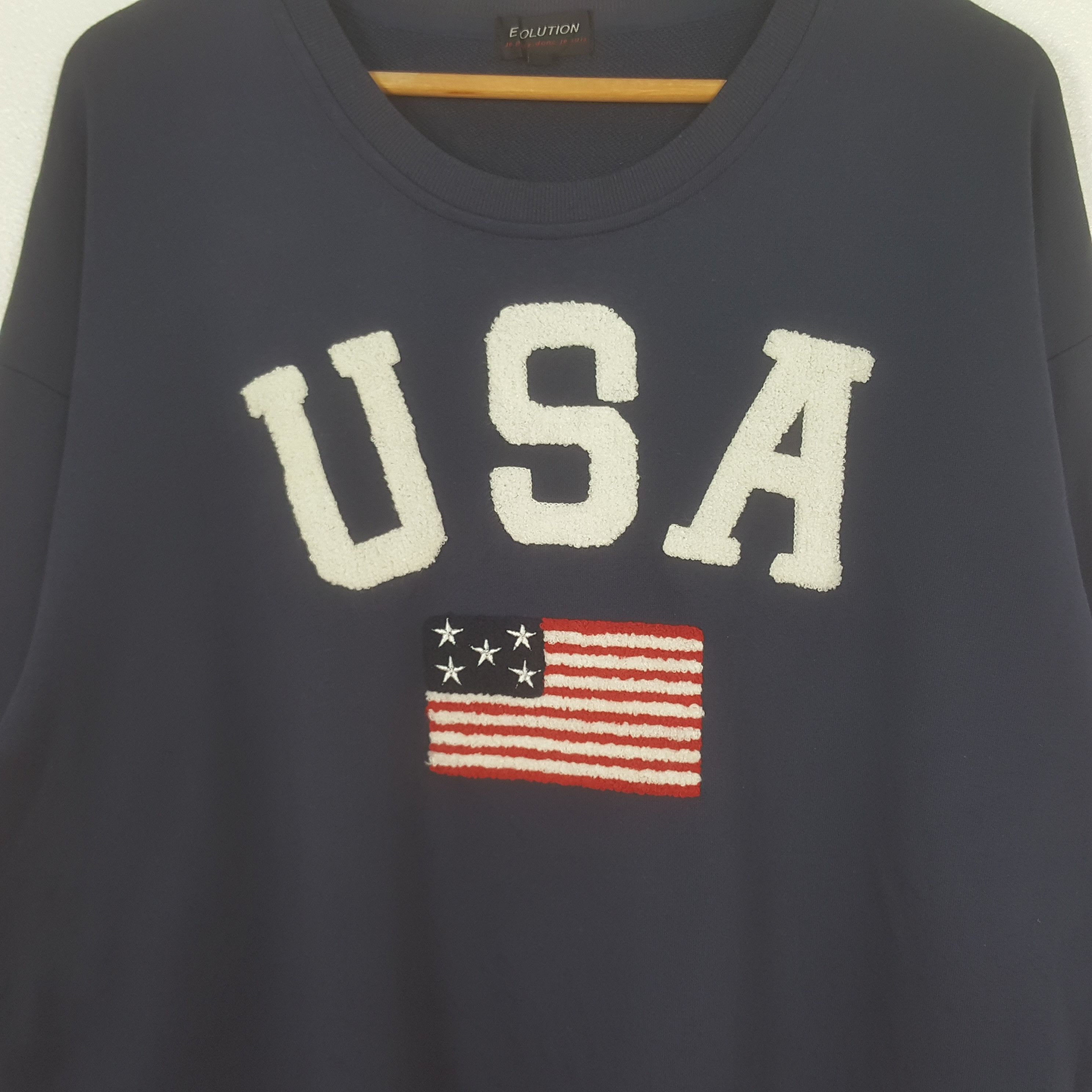 Vintage Vintage Evolution USA Embroidery Sweatshirt C320N5 Size US XL / EU 56 / 4 - 2 Thumbnail