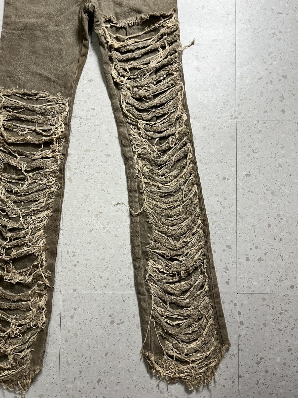 Le Grande Bleu (L.G.B.) Vintage han ahn soon flare jean distressed Size US 26 / EU 42 - 4 Thumbnail