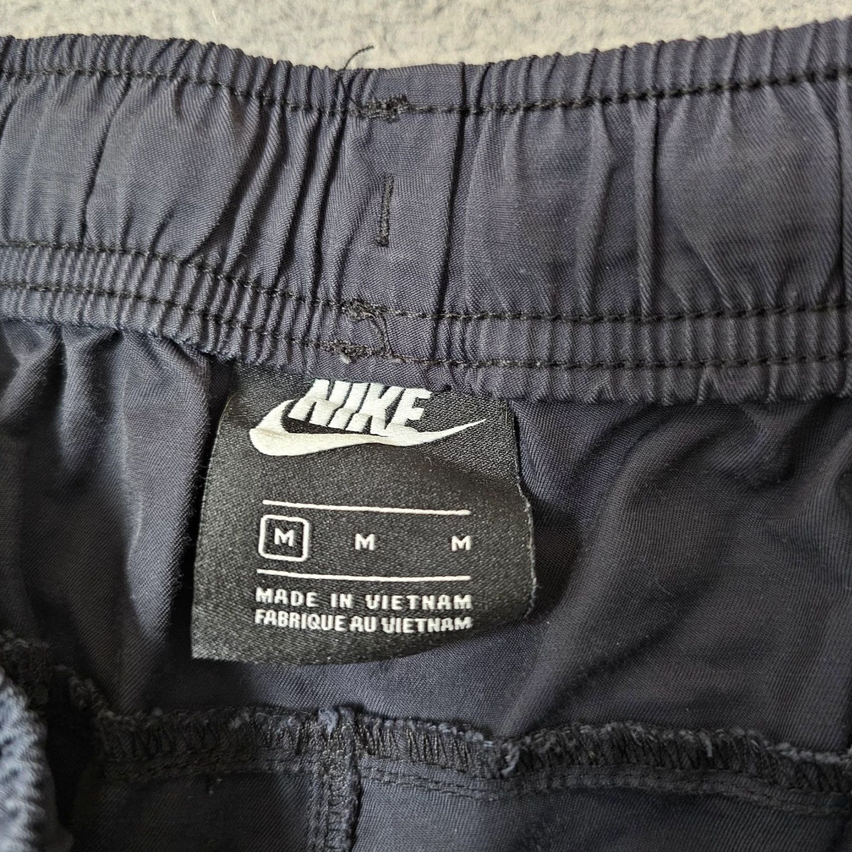Nike Nike Pants Mens Medium Black Woven Cargo Joggers CU4325-010 Size US 31 - 3 Thumbnail