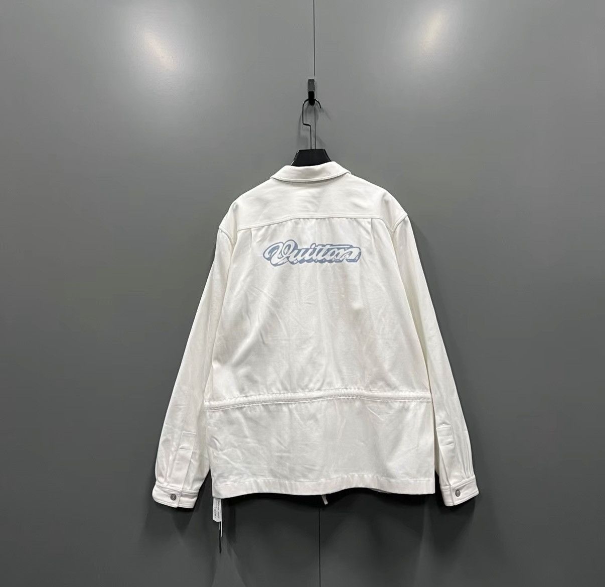Louis Vuitton Louis Vuitton 26SS Leather Patch Collared Shirt Jacket J41 Size US XXL / EU 58 / 5 - 2 Thumbnail