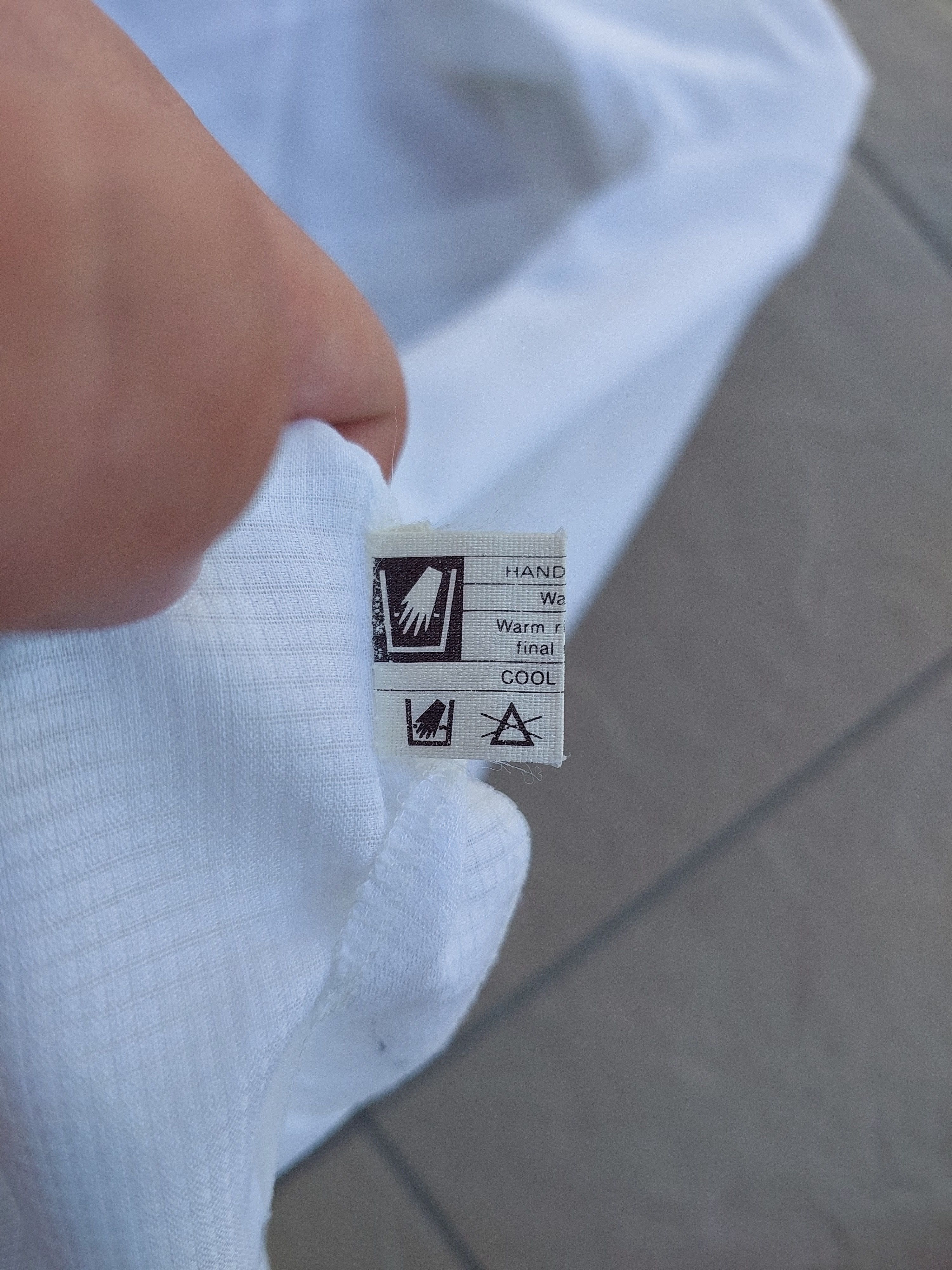 Burberry Burberrys Mens Shirt White Size L Size US L / EU 52-54 / 3 - 4 Thumbnail