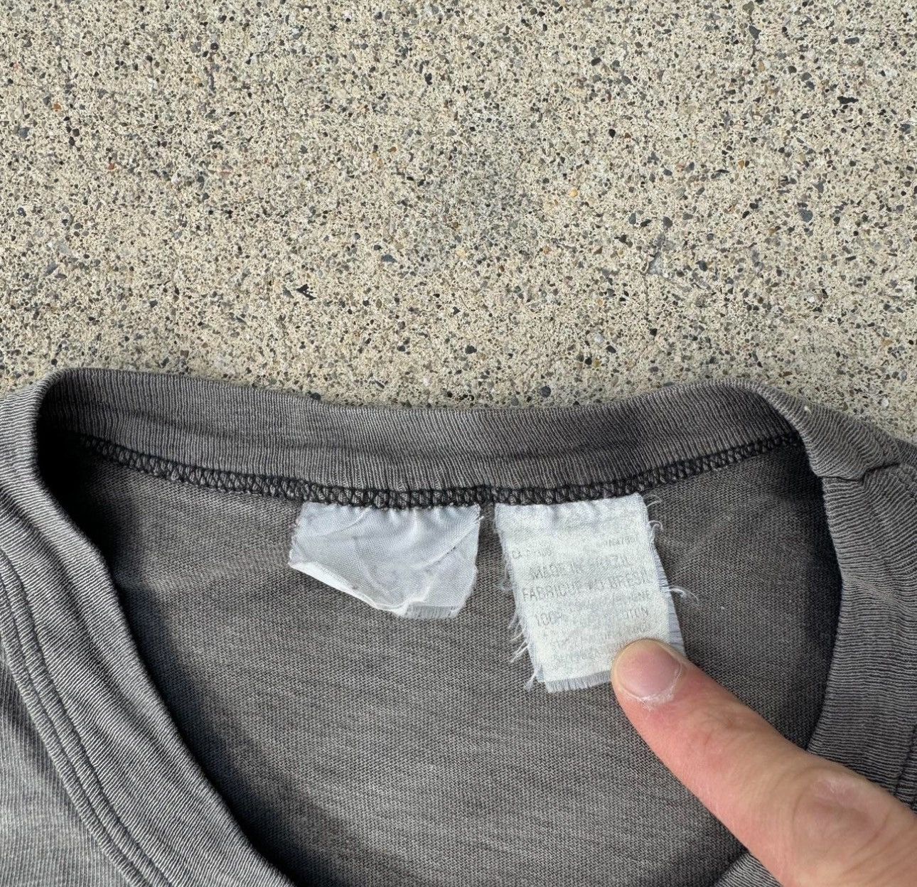 Other VINTAGE “ASH GREY” SINGLE STITCH SUN-FADED TEE Size US S / EU 44-46 / 1 - 4 Thumbnail