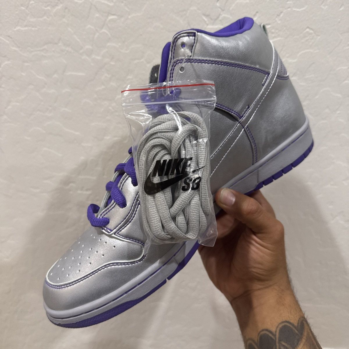 Nike Nike SB Dunk High Dinosaur Jr 2007 - 13M - New DS 313171-003 Size US 13 / EU 46 - 2 Thumbnail