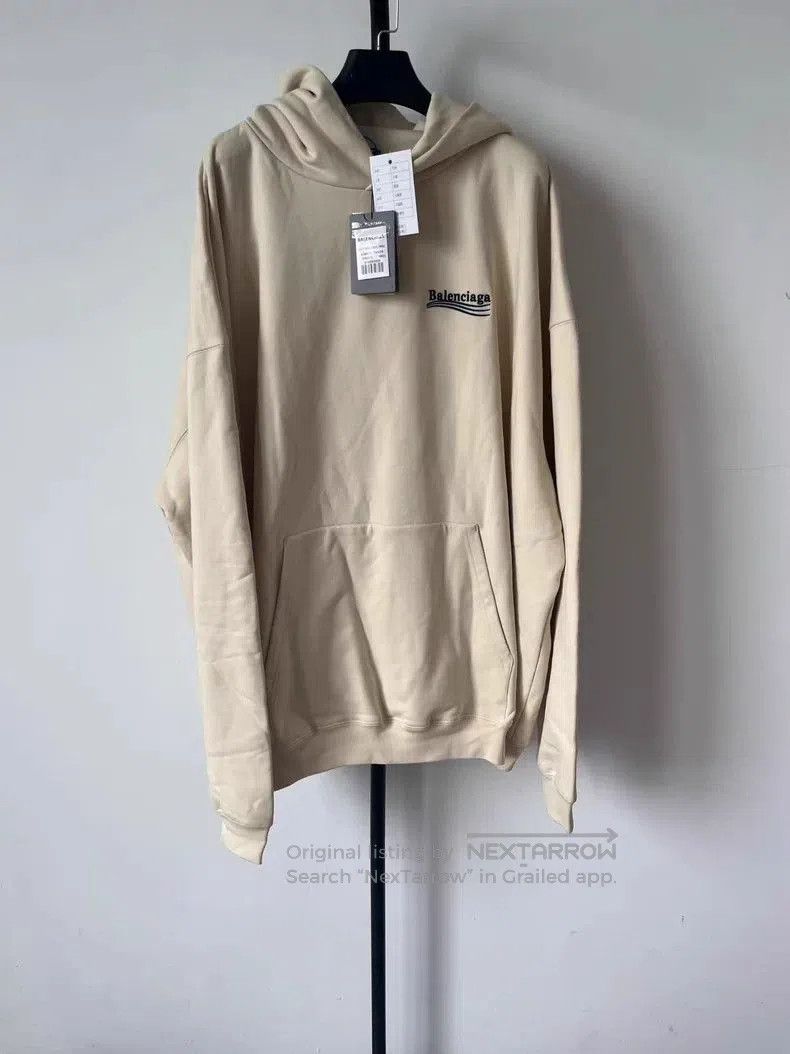 Balenciaga Logo Print Sweatshirt.