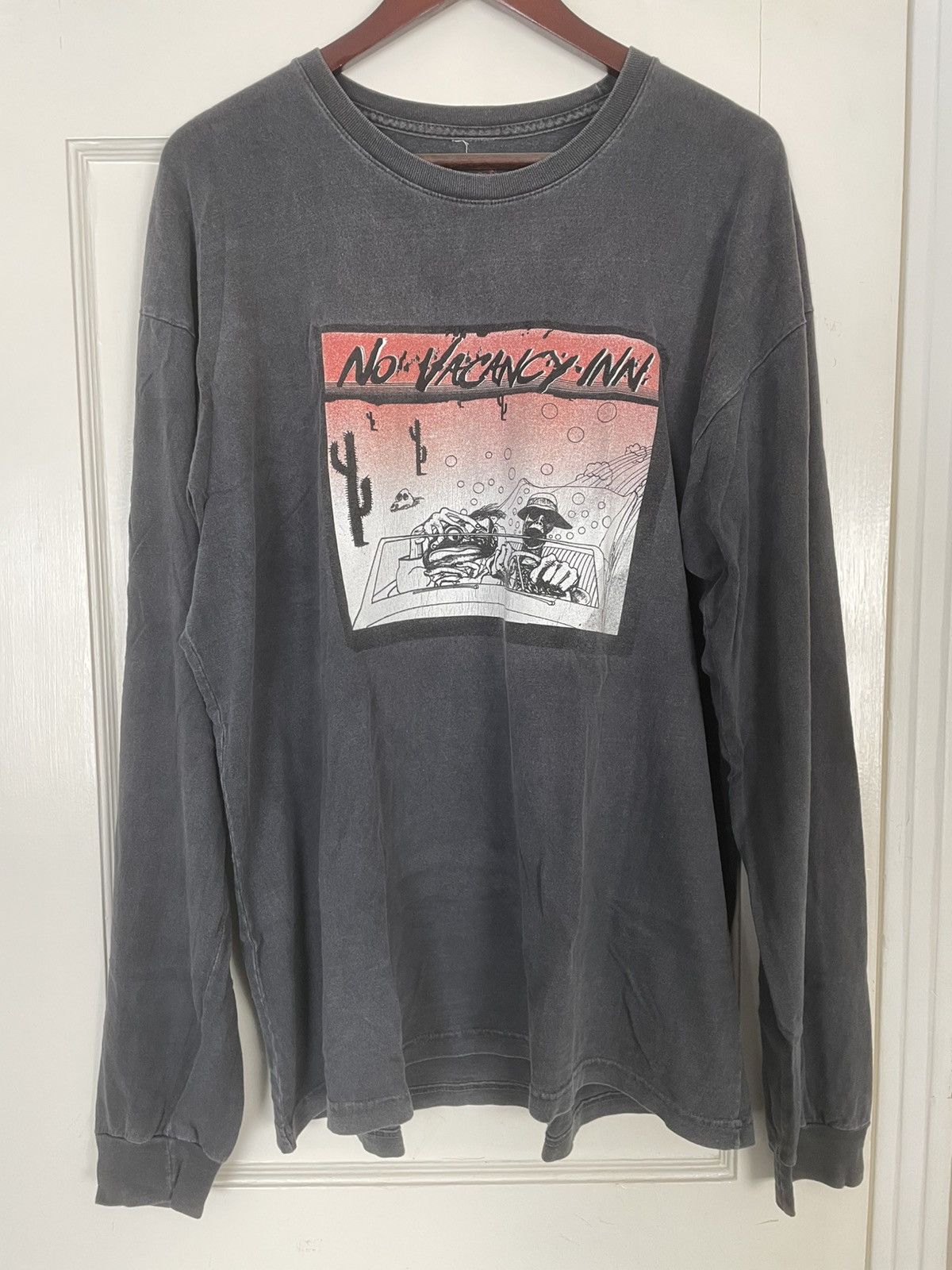 No Vacancy Inn No Vacancy Inn long sleeve Size US XL / EU 56 / 4 - 1 Thumbnail