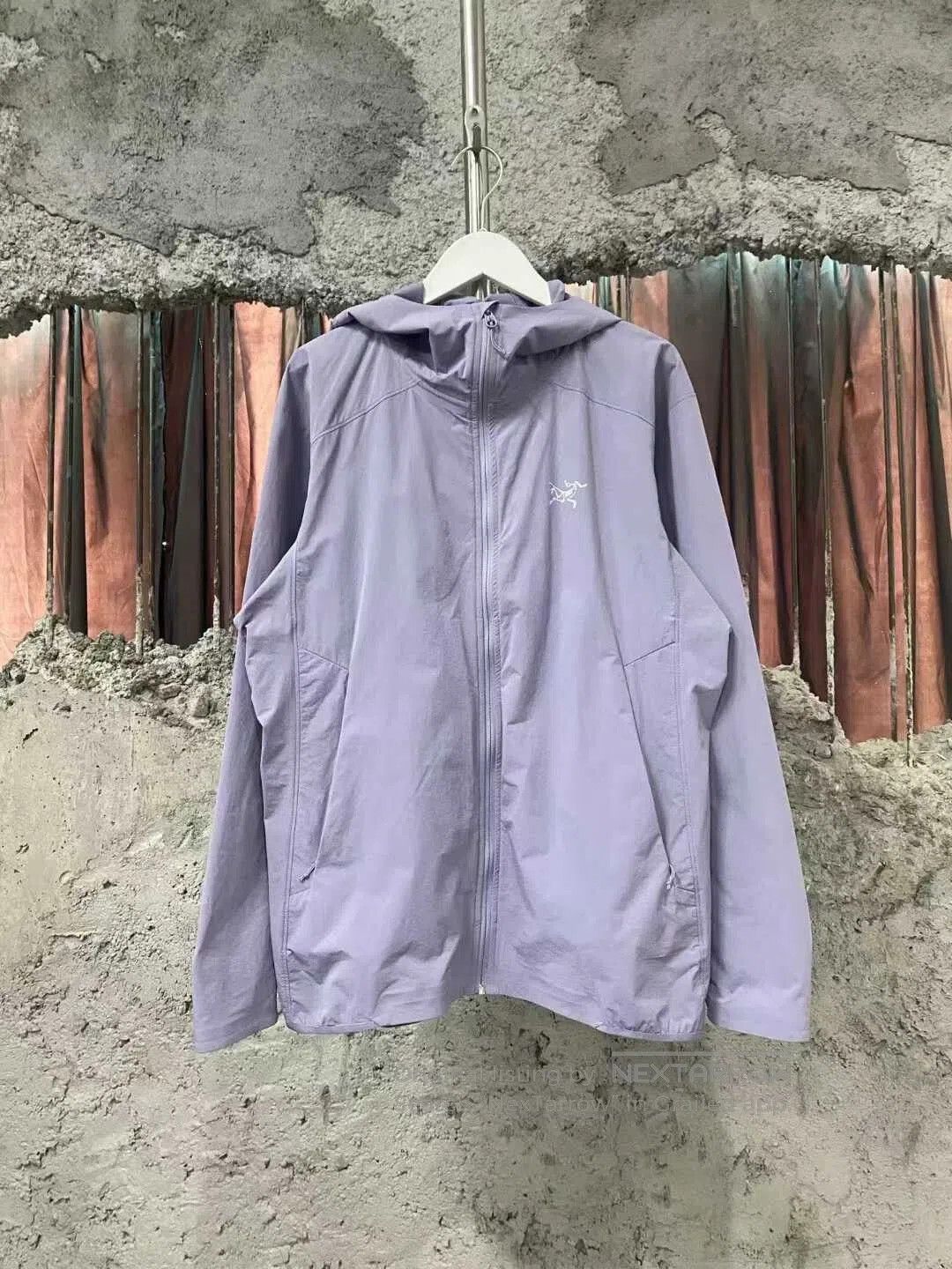 Arc'teryx Purple Zip-Up Jacket for Men.