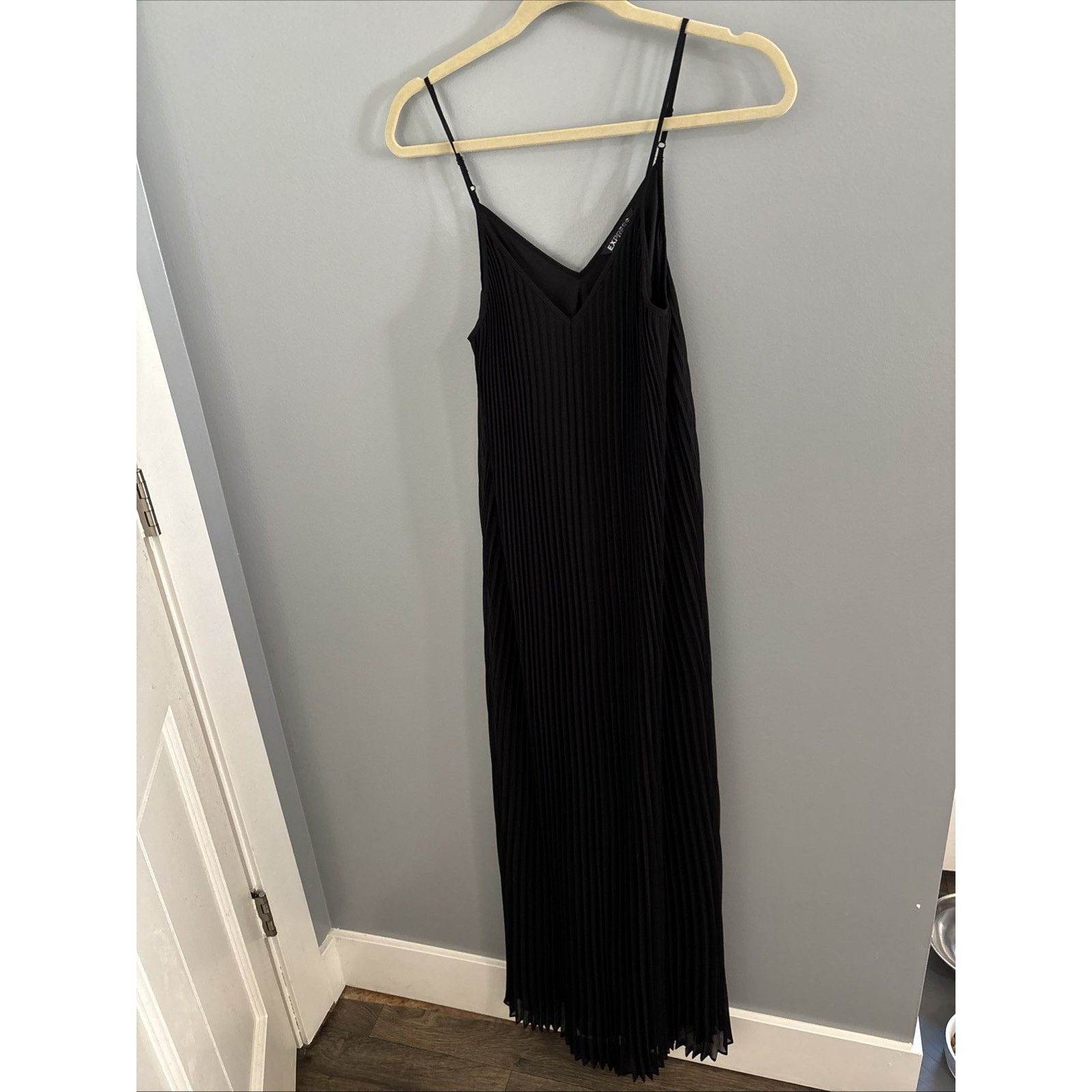 Express Express Black Textured Dress XS Size XS / US 0-2 / IT 36-38 - 1 Thumbnail
