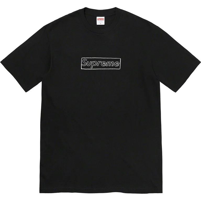 Kaws × Supreme Supreme x KAWS Chalk Logo Tee 'Black' Size US XL / EU 56 / 4 - 1 Thumbnail