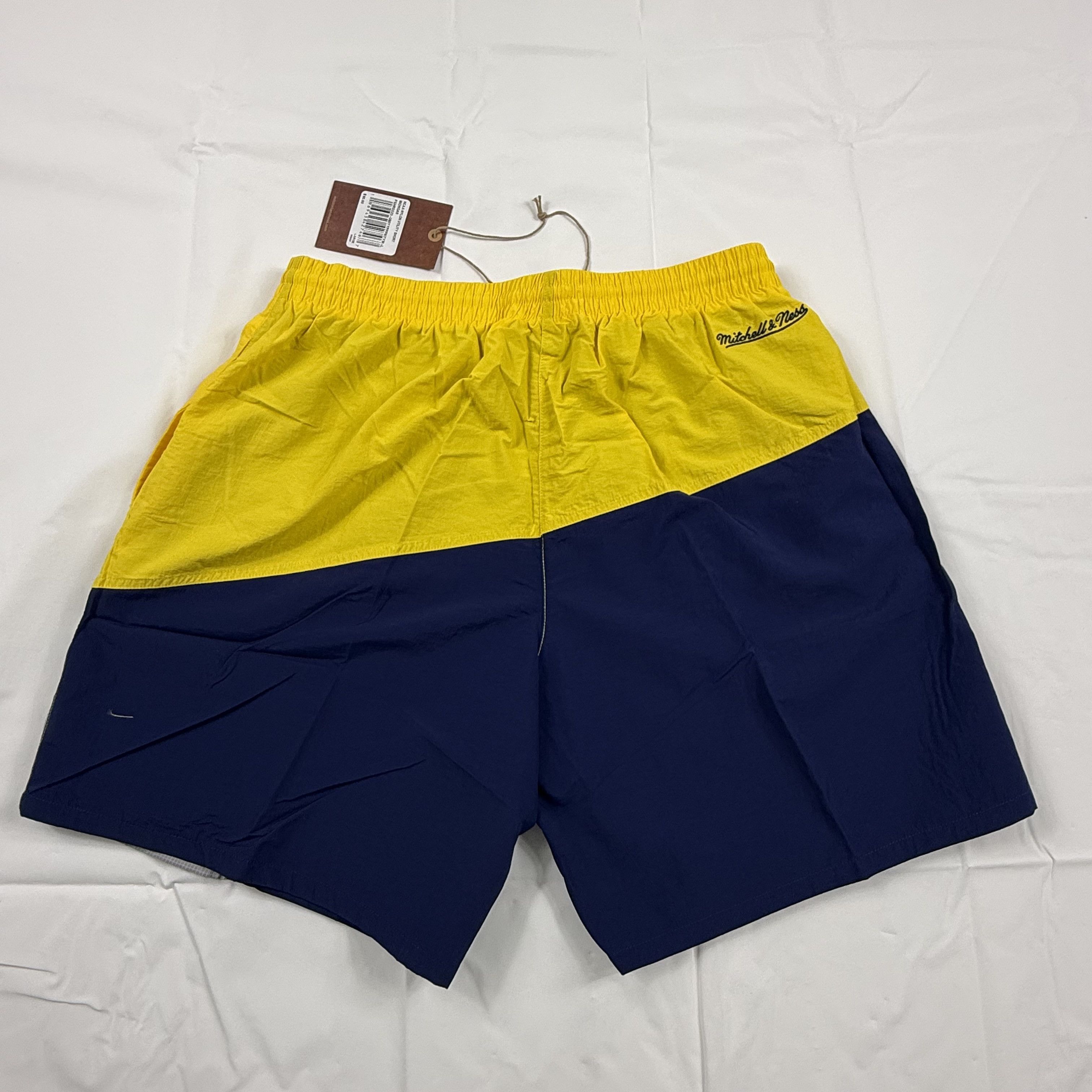 Mitchell & Ness Mitchell & Ness Michigan Wolverines College Shorts Mens Size US 36 / EU 52 - 13 Thumbnail
