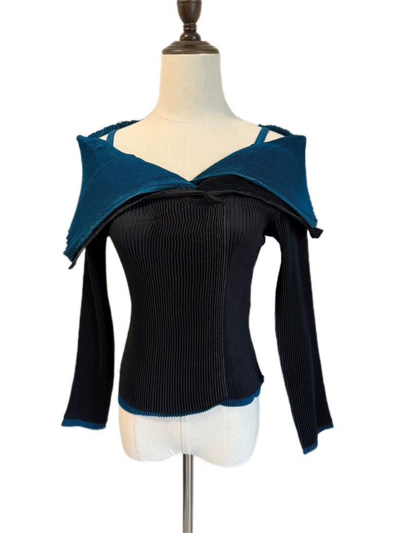 Issey Miyake Issey Miyake size:2 Black and blue main line two-color lon Size M / US 6-8 / IT 42-44 - 3 Thumbnail