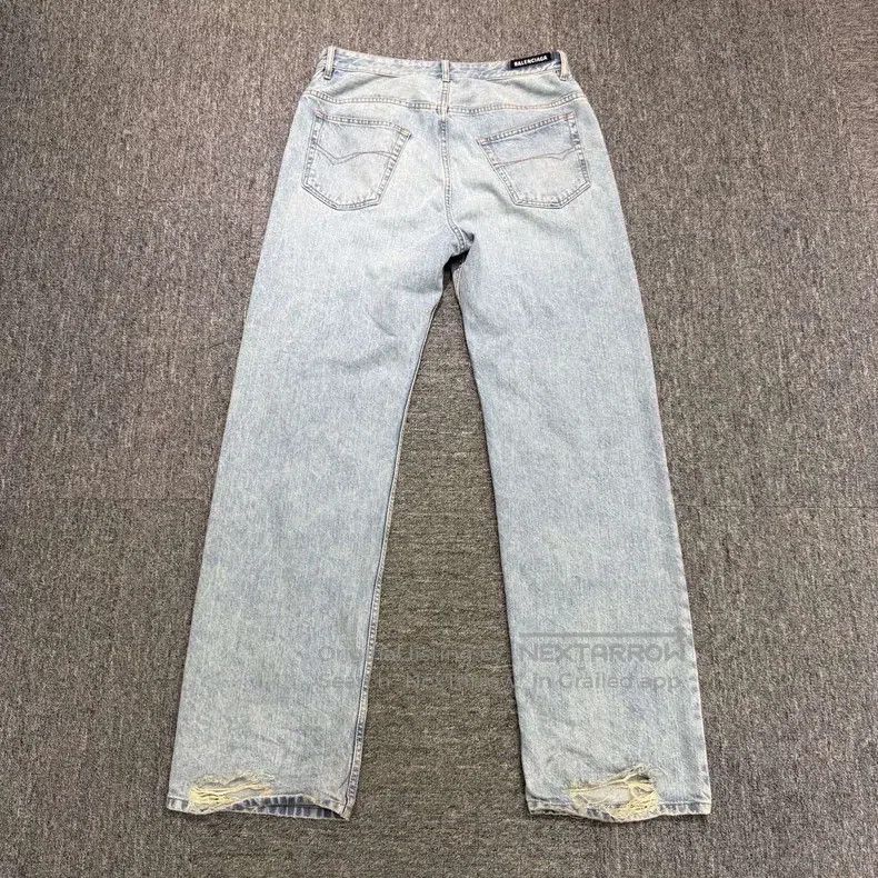 Balenciaga Balenciaga Washed distressed destroyed jeans Size US 30 / EU 46 - 5 Thumbnail