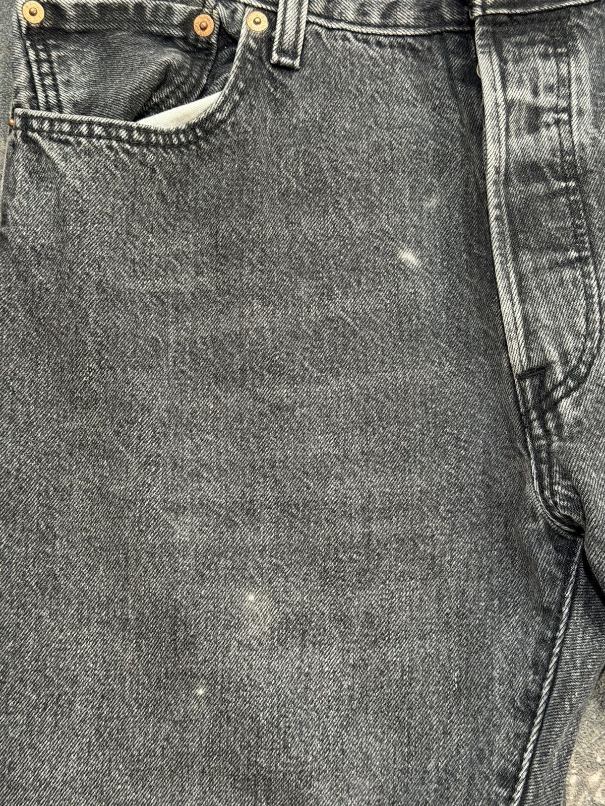 Levi's Vintage Black Levis 501 Size US 34 / EU 50 - 2 Thumbnail