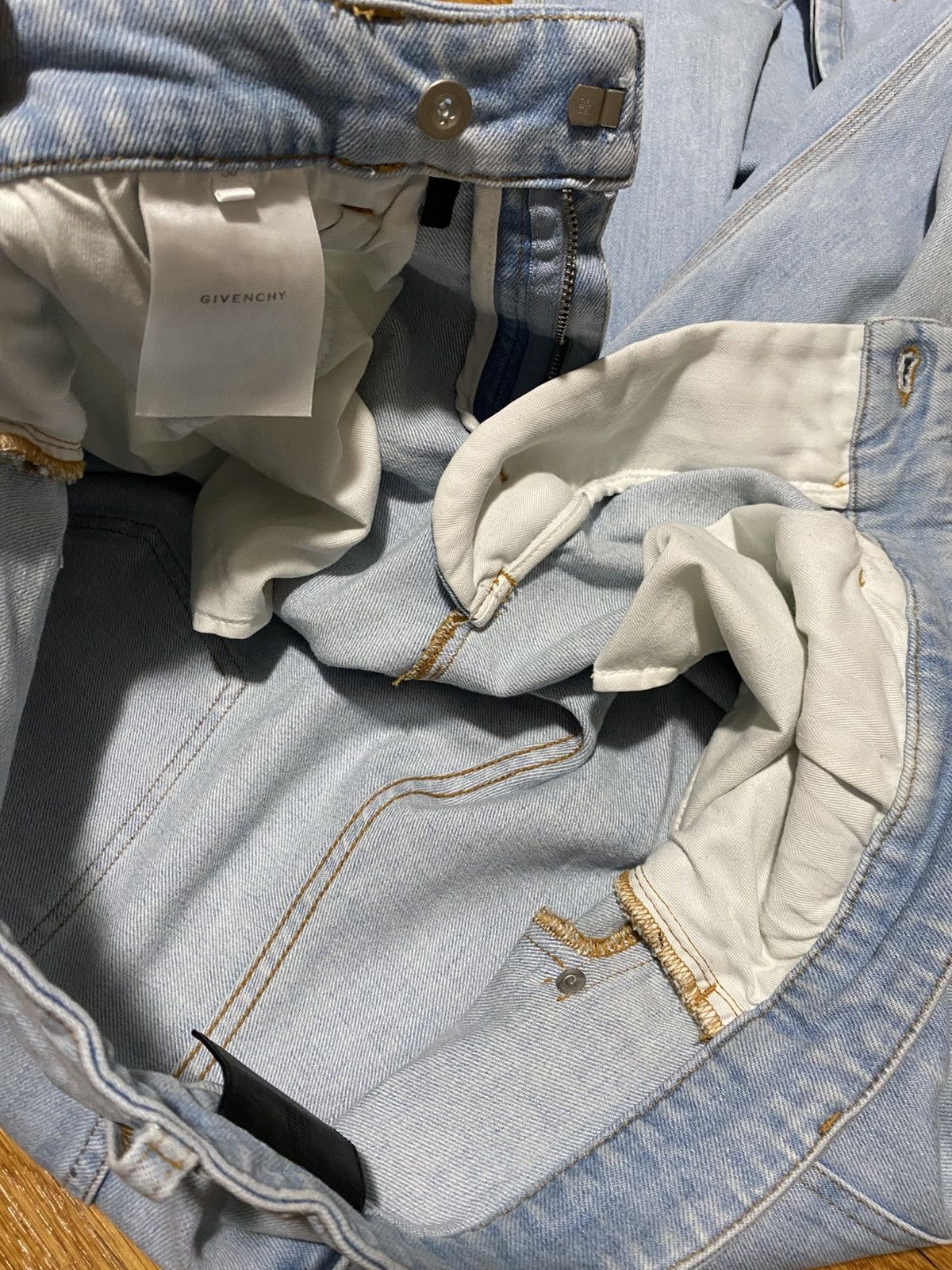 Givenchy Givenchy Wide Jeans Size US 30 / EU 46 - 10 Thumbnail