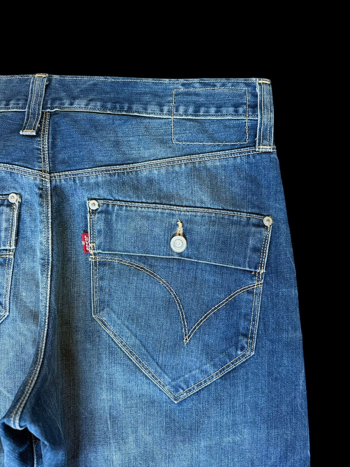 Levi's Levi’s Engineered Navy Washed Baggy Flared Denim Jeans Y2K Size US 32 / EU 48 - 4 Thumbnail
