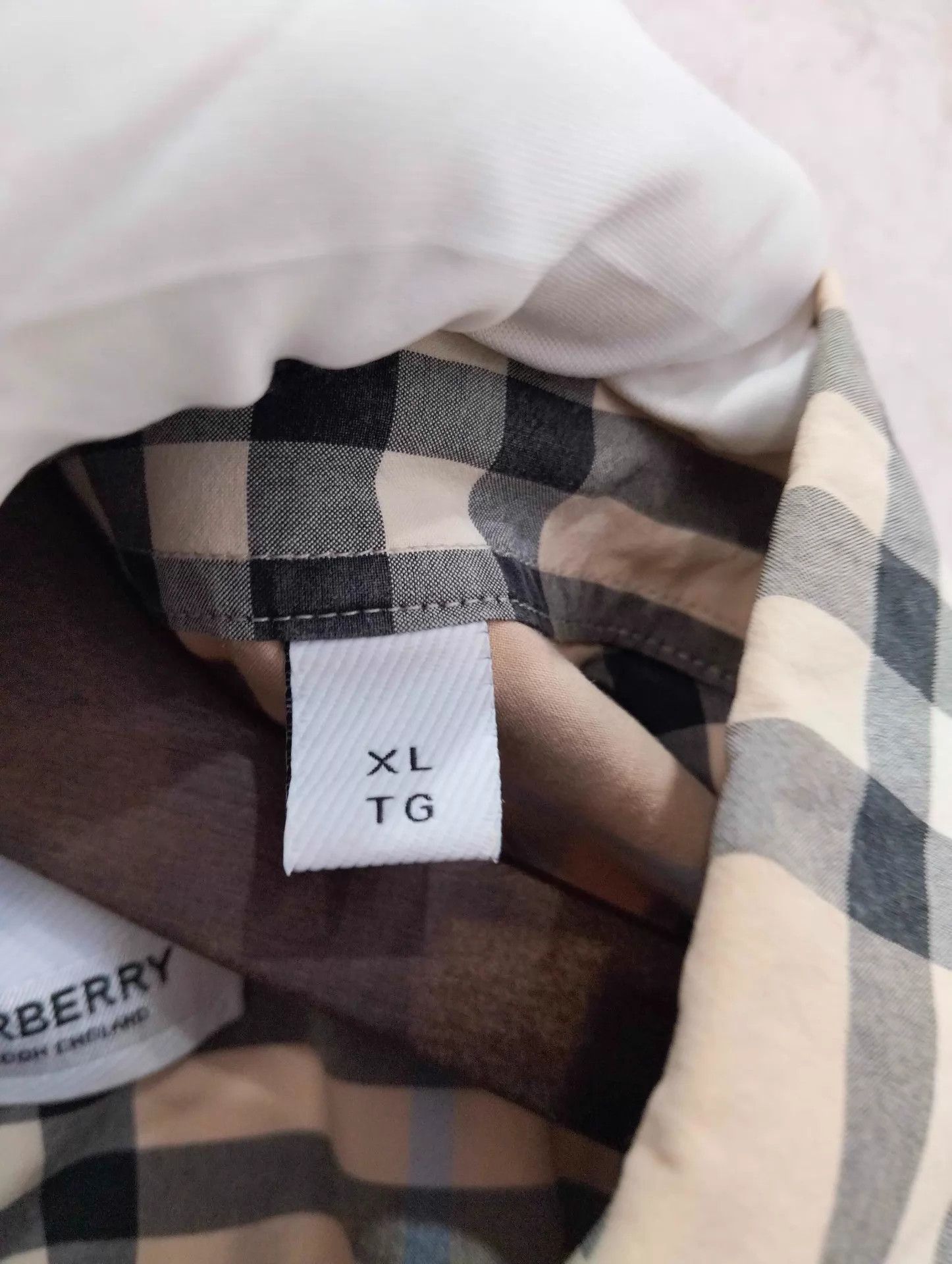 Burberry Burberry Check Short-Sleeve Shirt XL Size US XL / EU 56 / 4 - 8 Thumbnail