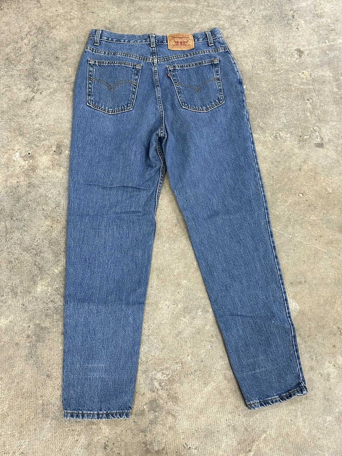 Levi's × Vintage Vintage 90s Levi’s 512 Denim Tab Blue Jeans Size 32 Size US 32 / EU 48 - 6 Thumbnail