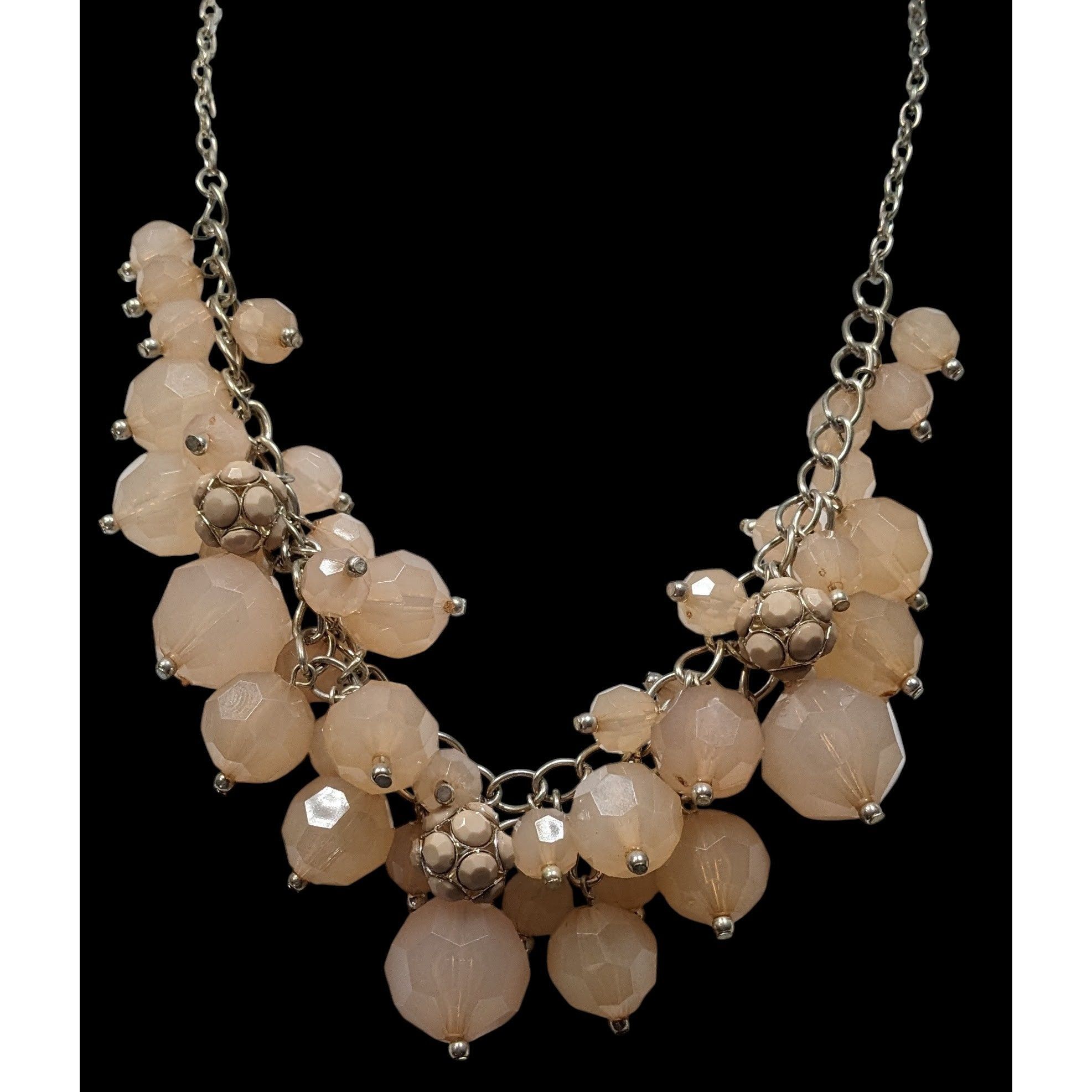 Other NY Collection Y2K Chunky Silver Peach Beaded Cluster Stateme Size ONE SIZE - 2 Thumbnail
