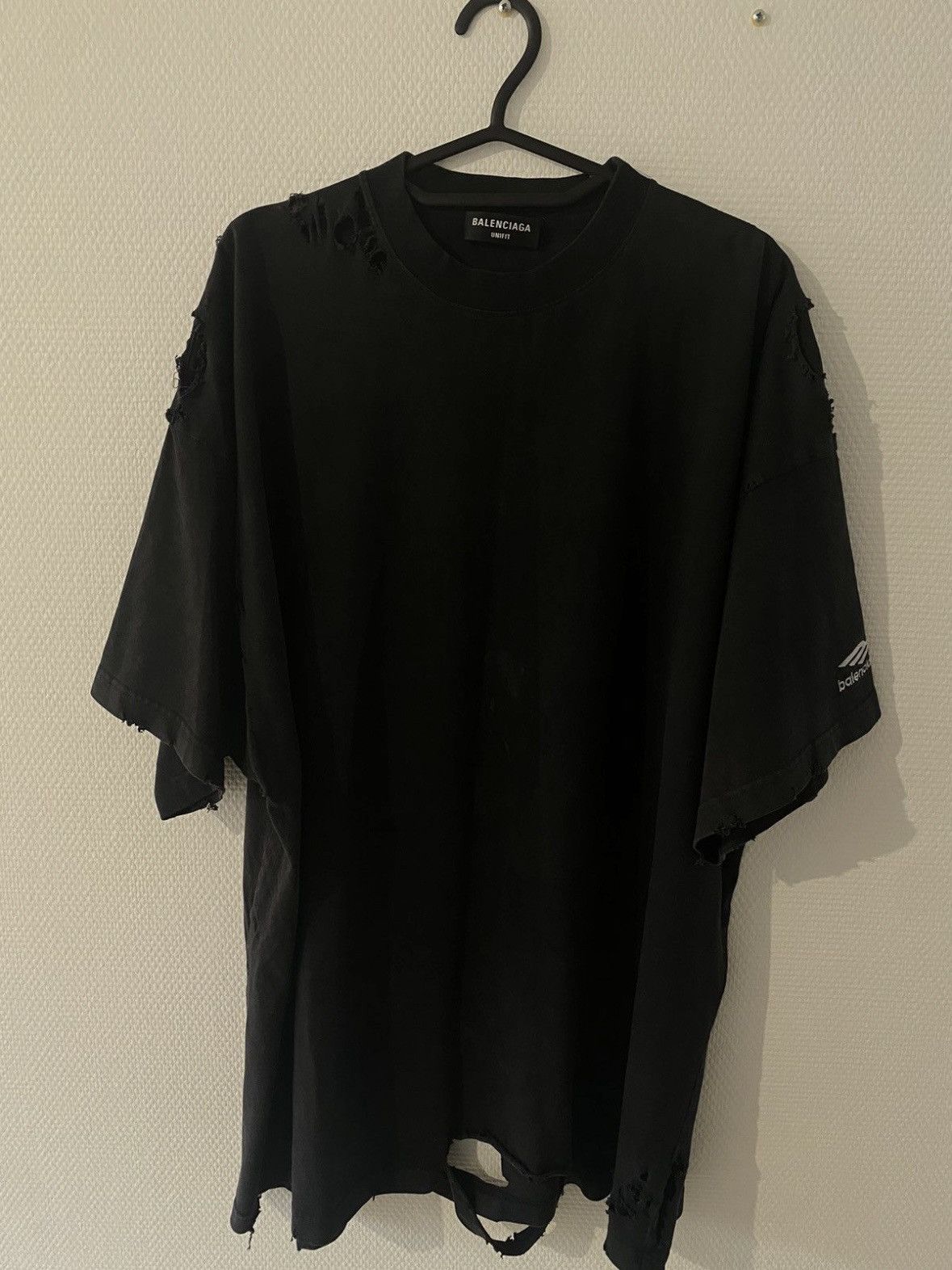 Balenciaga Balenciaga T- Shirt Size US L / EU 52-54 / 3 - 8 Thumbnail