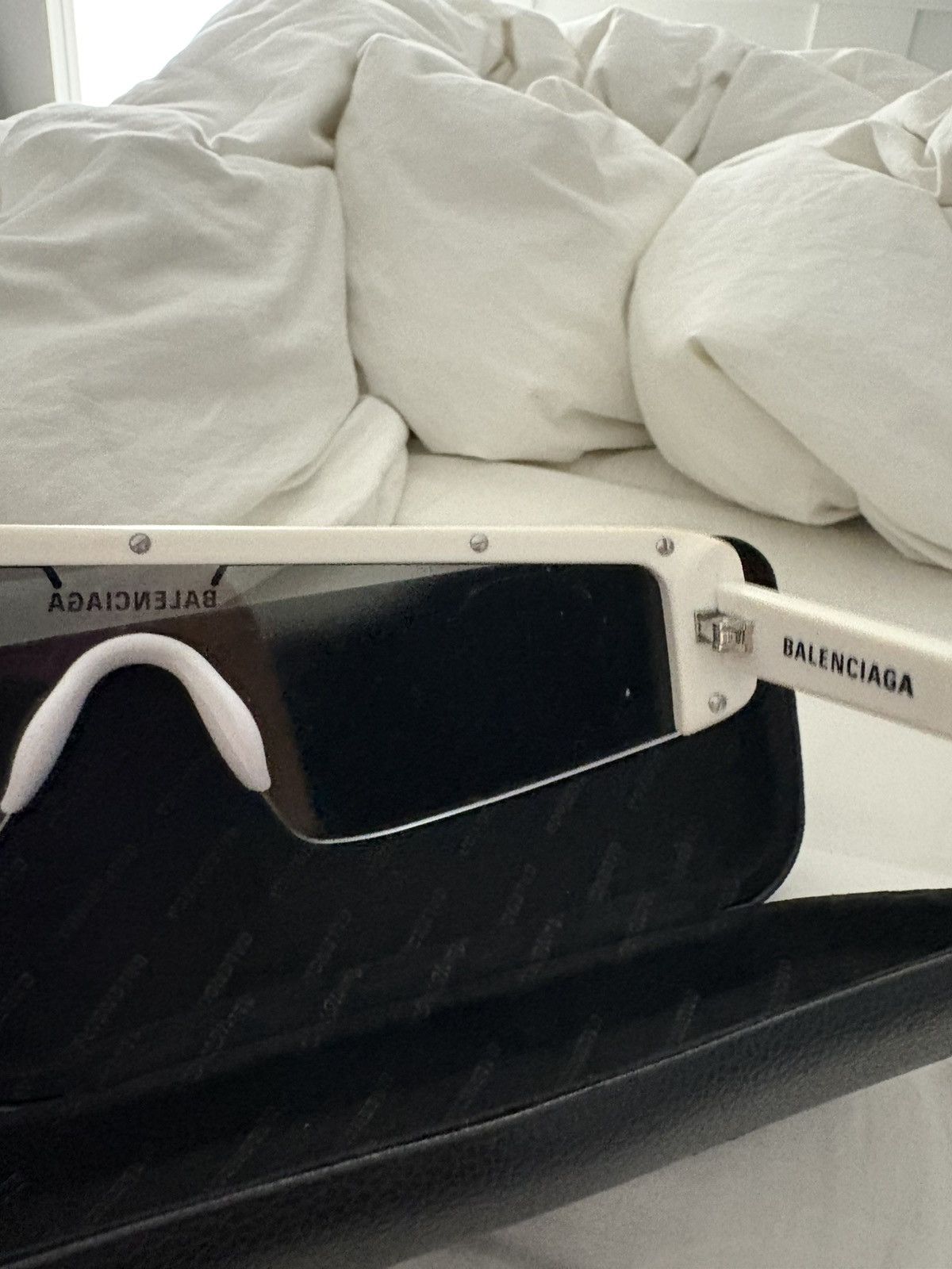 Balenciaga Balenciaga Reflective Silver Sunglasses Size ONE SIZE - 2 Thumbnail
