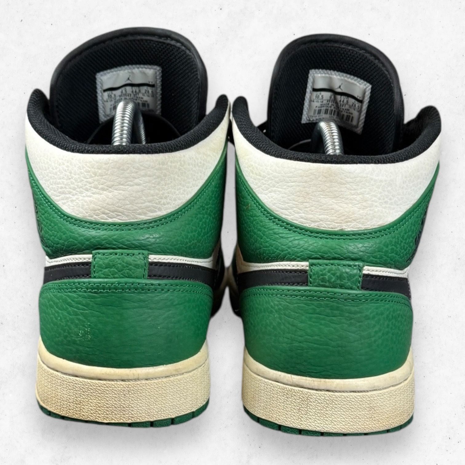 Jordan Brand Nike Air Jordan 1 Mid Pine Green 852542-301 Size 10.5 Size US 10.5 / EU 43-44 - 7 Thumbnail