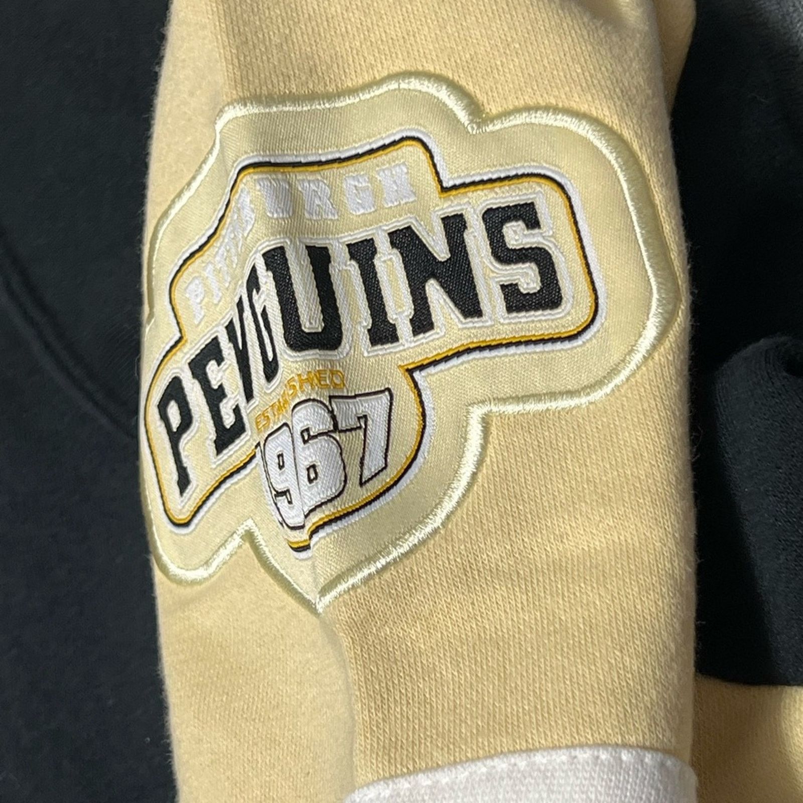 Majestic Vintage Majestic Pittsburgh Penguins Hoodie Embroidered Logo Size US L / EU 52-54 / 3 - 5 Thumbnail