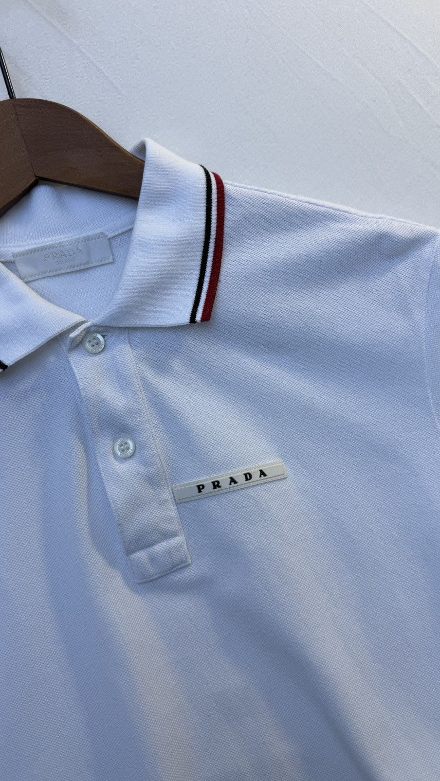 Prada Prada White Logo Polo Shirt XS Size US XS / EU 42 / 0 - 6 Thumbnail