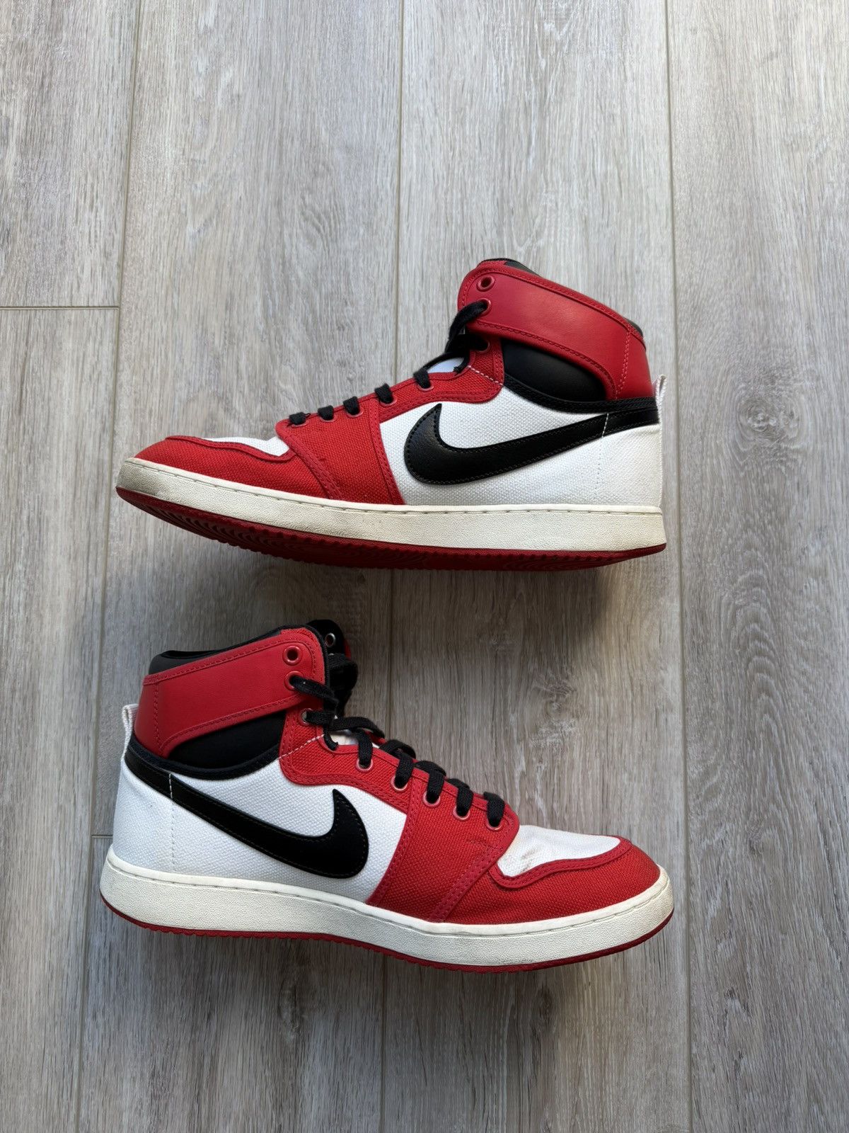 Jordan Brand Jordan 1 KO “Chicago” Size US 11.5 / EU 44-45 - 2 Thumbnail
