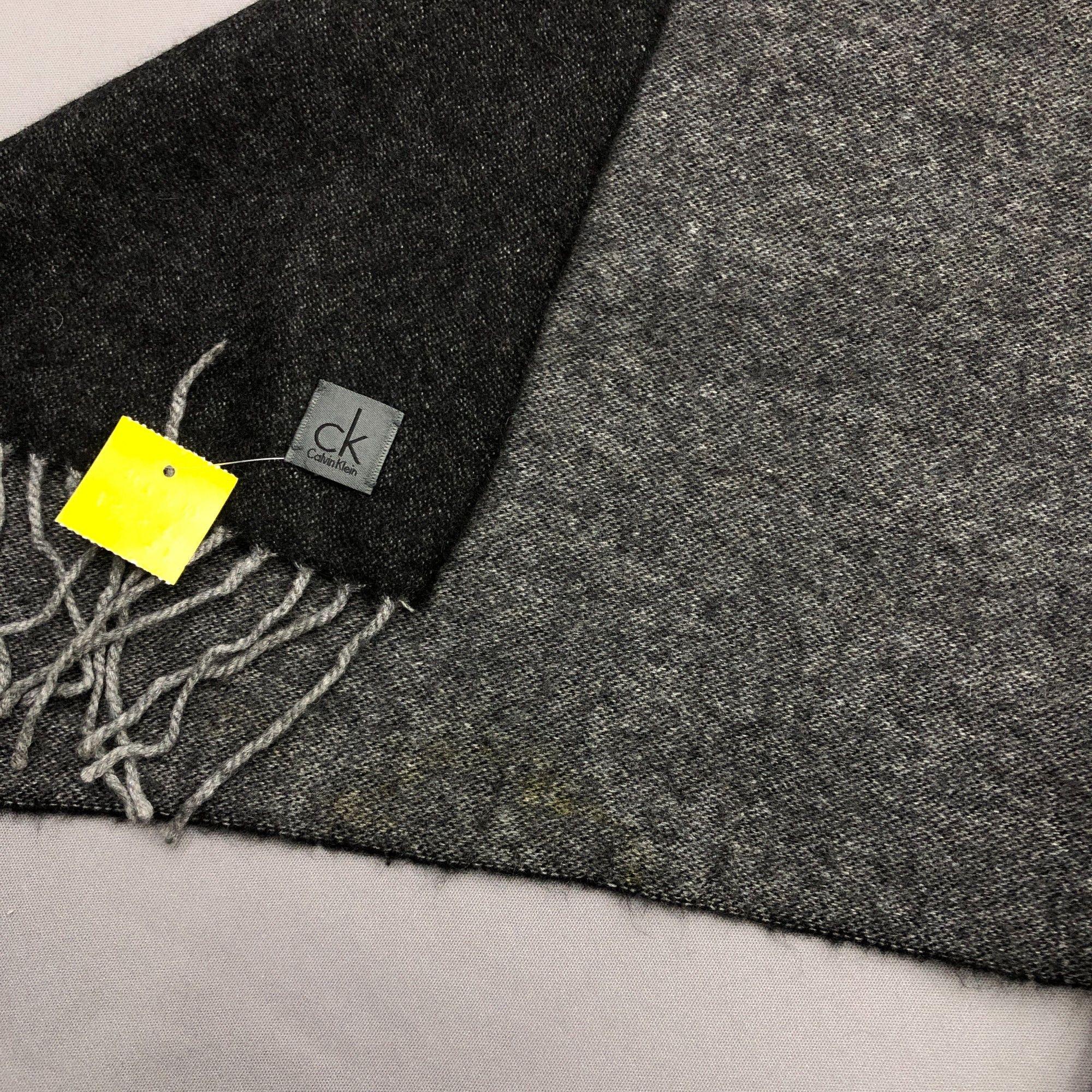 Calvin Klein Vintage Calvin Klein Scarf Muffler Wool Winter Scarves Size ONE SIZE - 5 Thumbnail