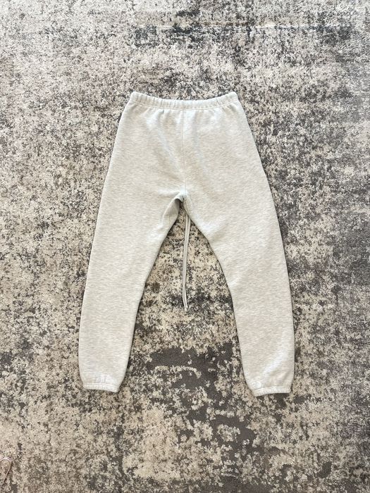 fear of god essentials grey relaxed lounge pants