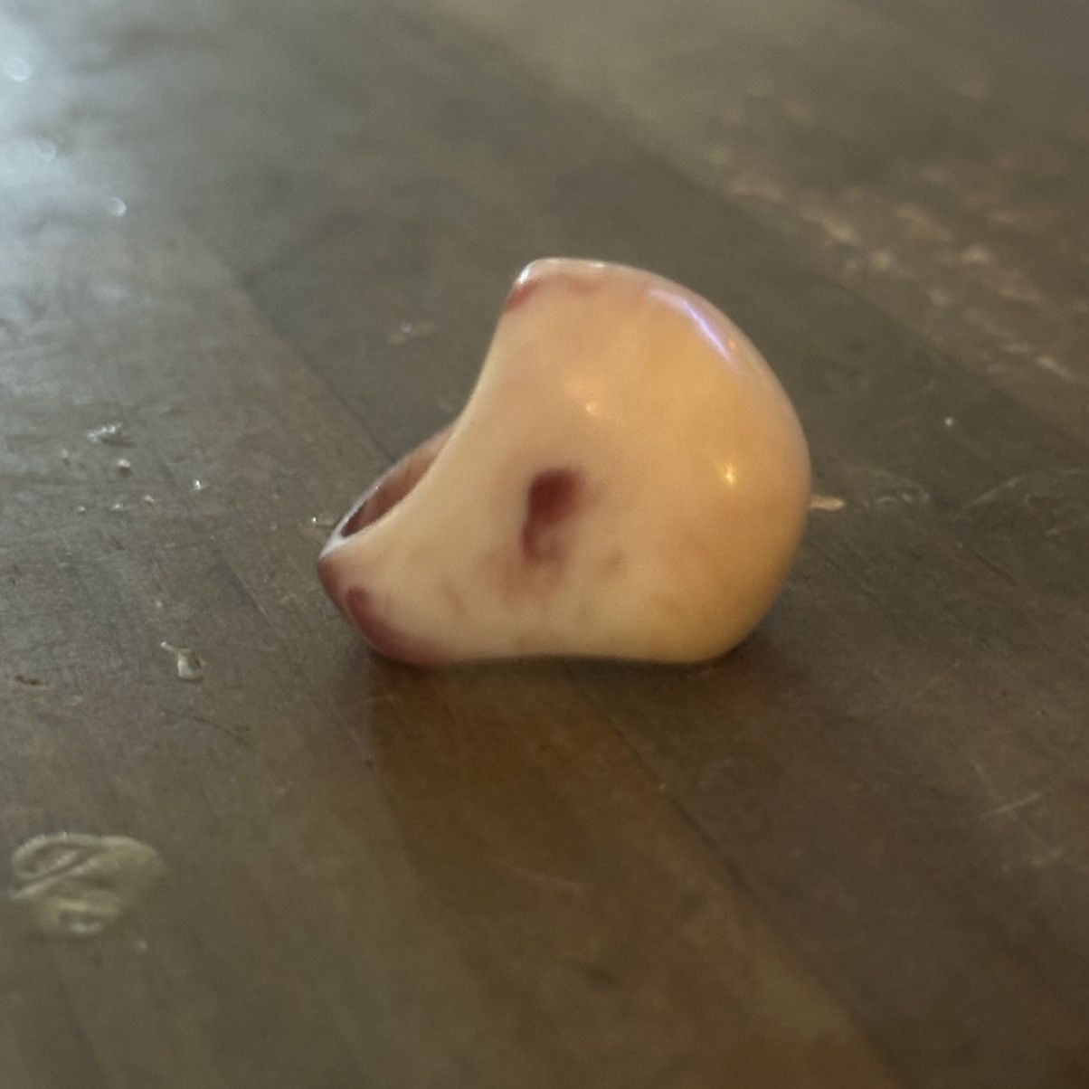 Vintage Vintage lucite cream marbled dome ring Size ONE SIZE - 7 Thumbnail