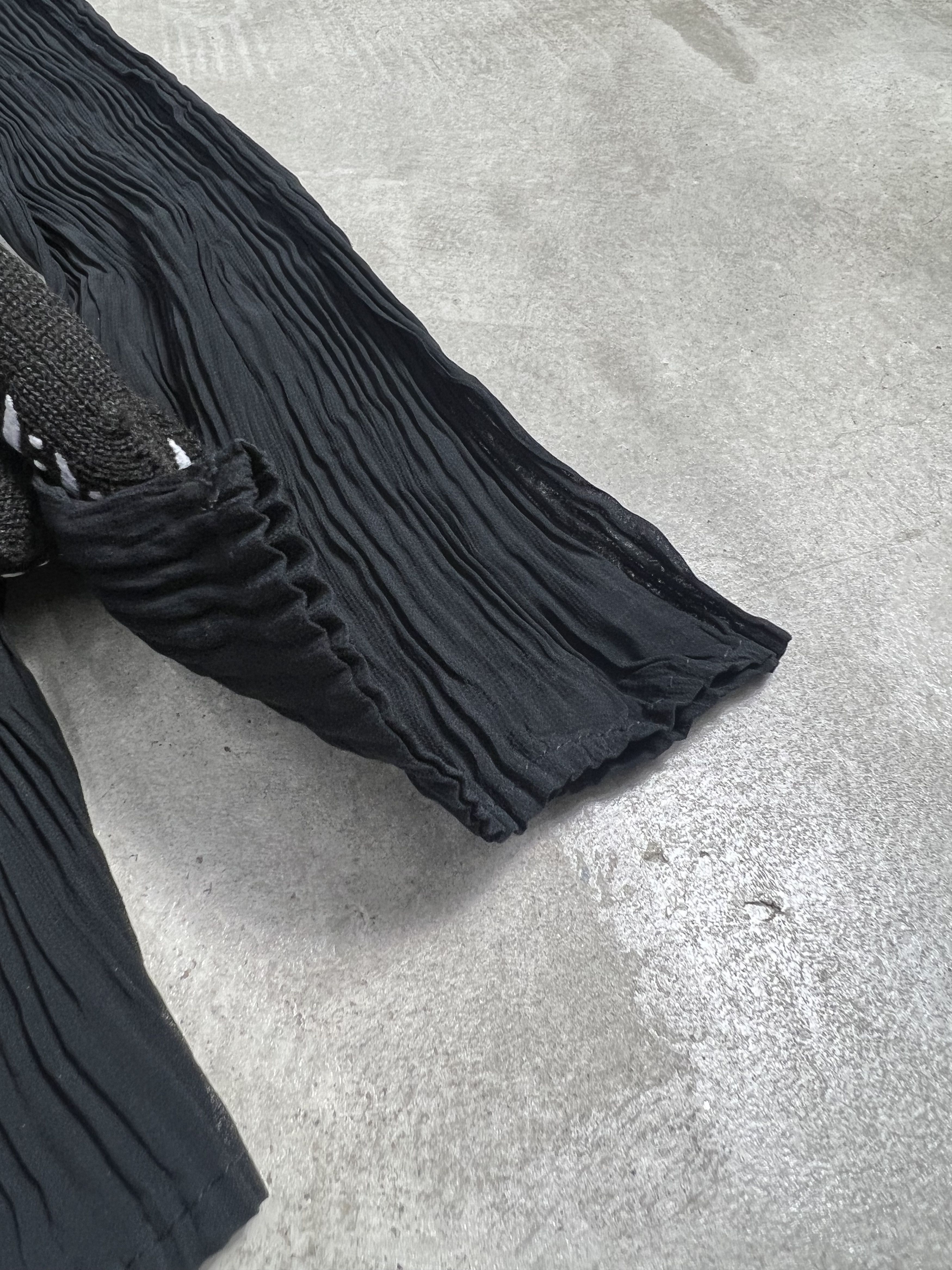 Issey Miyake × Japanese Brand × Vintage Vintage ISSEY MIYAKE Pleat Longsleeve Blouse (L) GTMPT303 Size L / US 10 / IT 46 - 4 Thumbnail