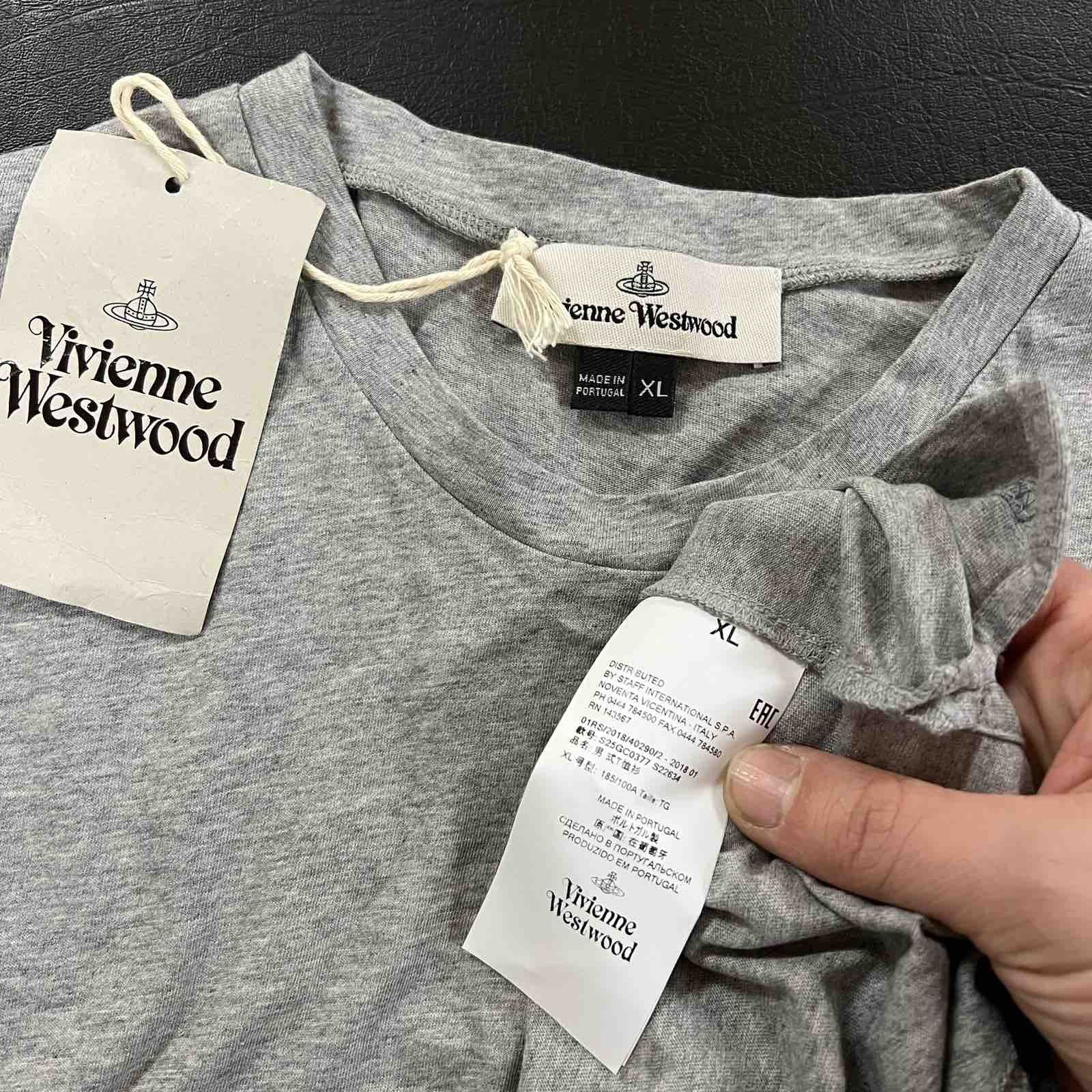 Vivienne Westwood Vintage Vivienne Westwood tee logo size XL Size US XL / EU 56 / 4 - 4 Thumbnail