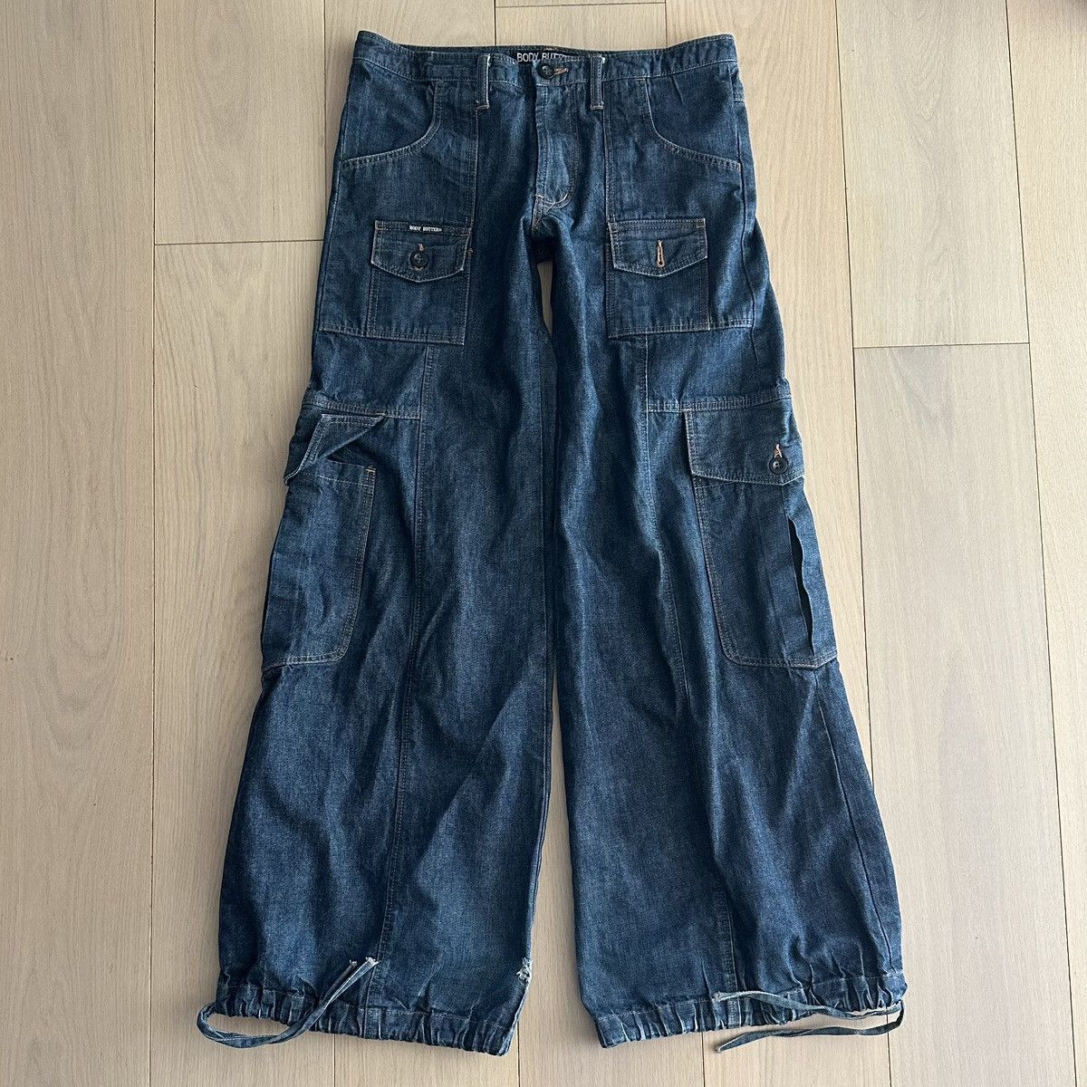 Japanese Brand Body Butter 1990s Balloon Cargo Jeans Size US 30 / EU 46 - 1 Thumbnail