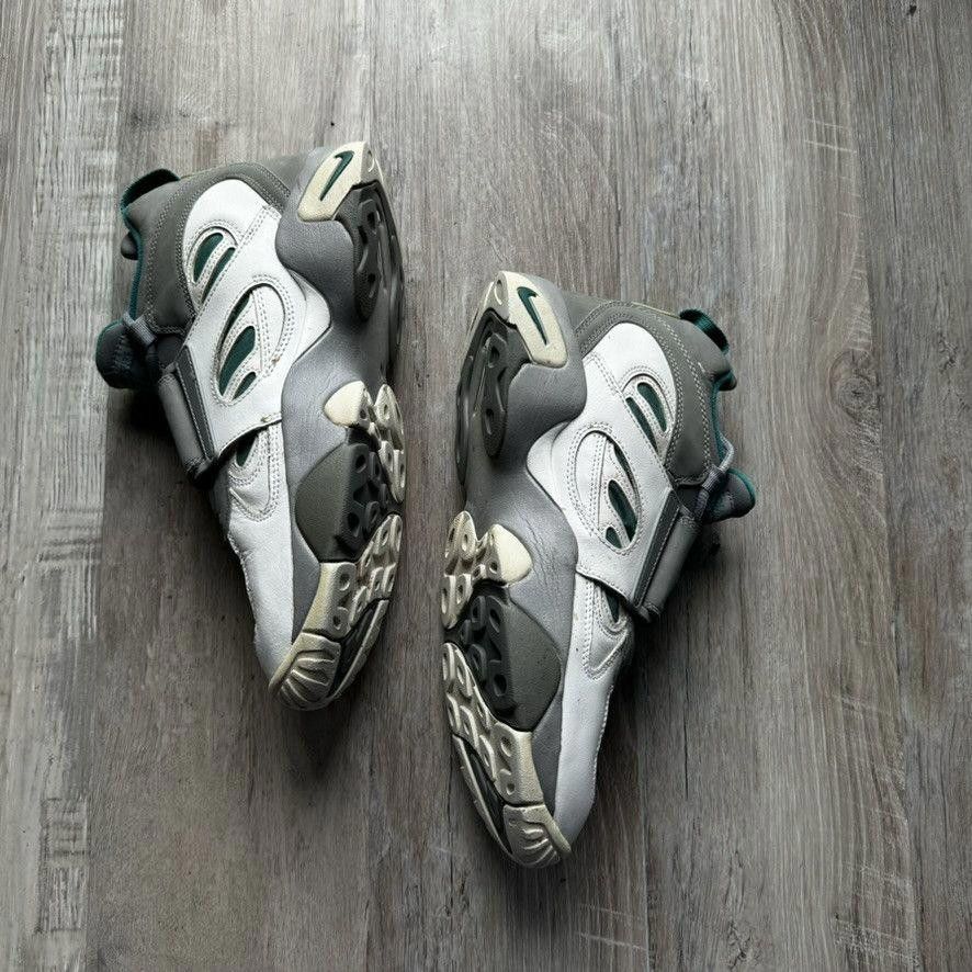 Nike NIKE • Air Diamond Turf 2 "Freshwater" (10M) Size US 10 / EU 43 - 11 Thumbnail