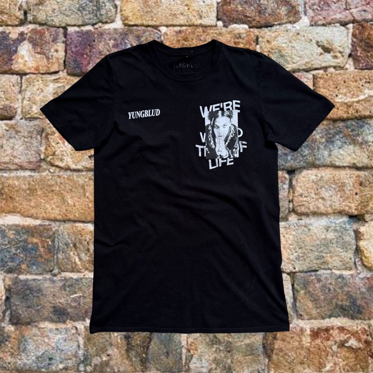Band Tees Yungblud Weird! Deadstock T-Shirt Size US M / EU 48-50 / 2 - 1 Thumbnail