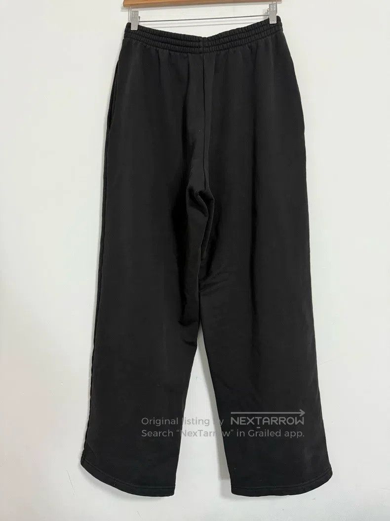 Balenciaga Balenciaga size L Reflective Letter Logo Wide Leg Baggy Sw Size US 27 - 2 Thumbnail