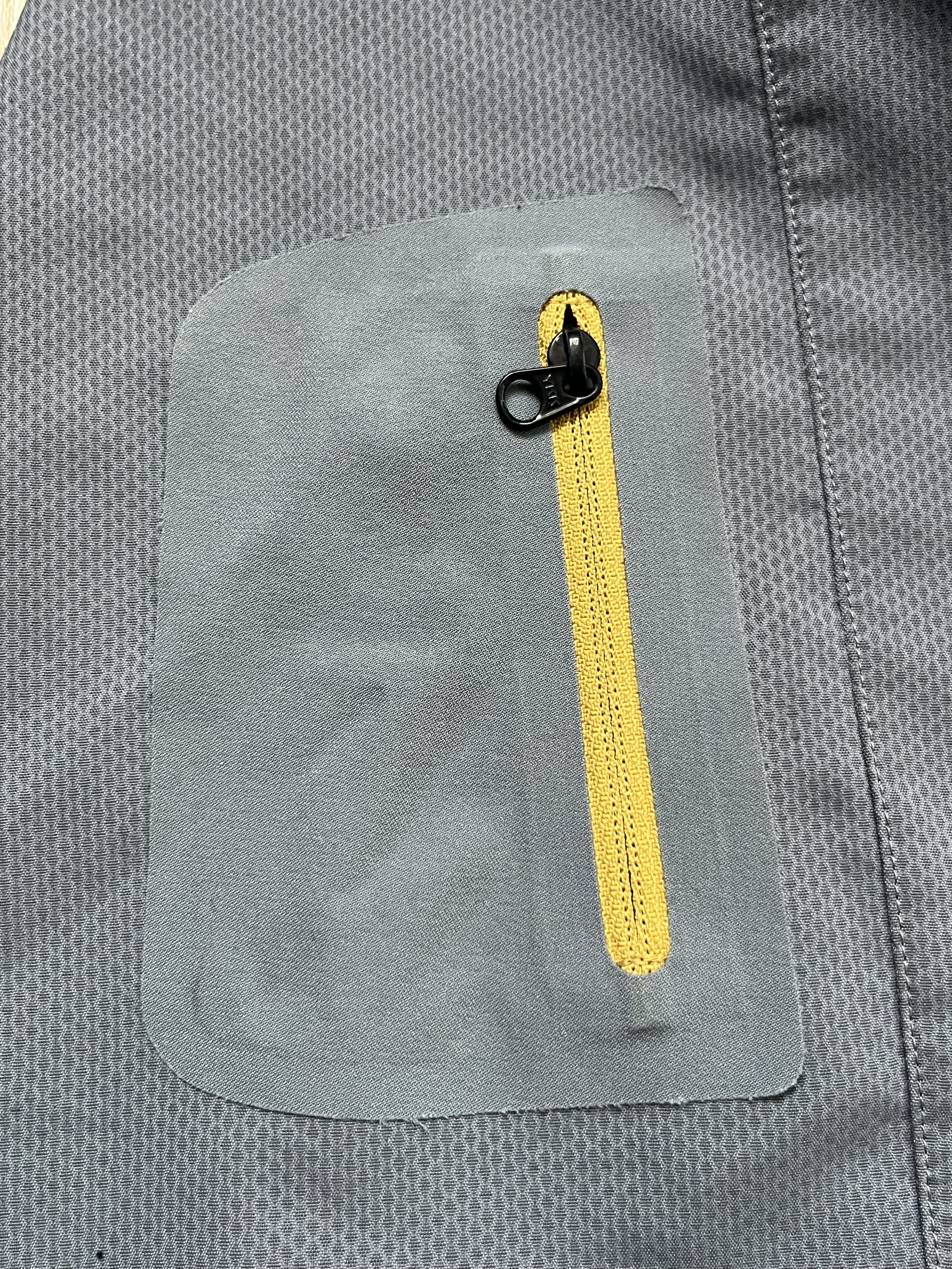 Arc'teryx Vintage Arc’teryx Light Jacket Reflective Size US M / EU 48-50 / 2 - 8 Thumbnail