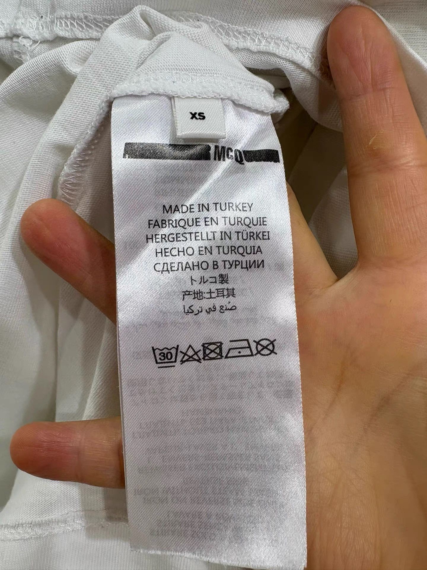 MCQ MCQ Men's White Long Sleeve Top K29 Size US XS / EU 42 / 0 - 5 Thumbnail