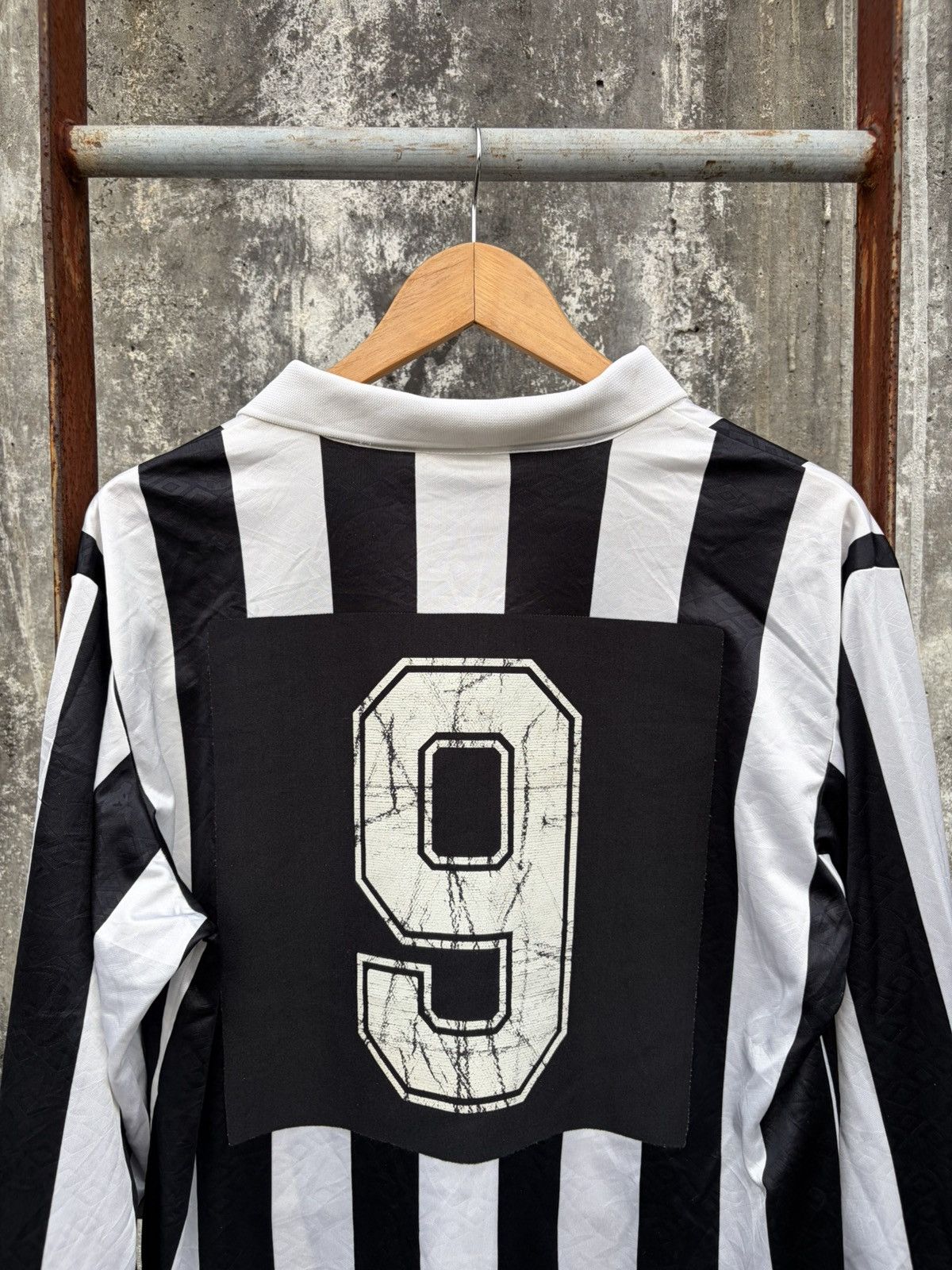 Kappa Vintage Juventus 1992/1994 Home FC Size US L / EU 52-54 / 3 - 4 Thumbnail