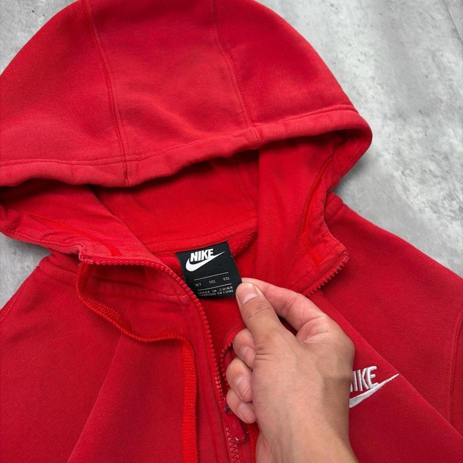Nike Y2K Red Nike Swoosh Grunge Baggy Distressed Zip Up Hoodie Size US XL / EU 56 / 4 - 5 Thumbnail