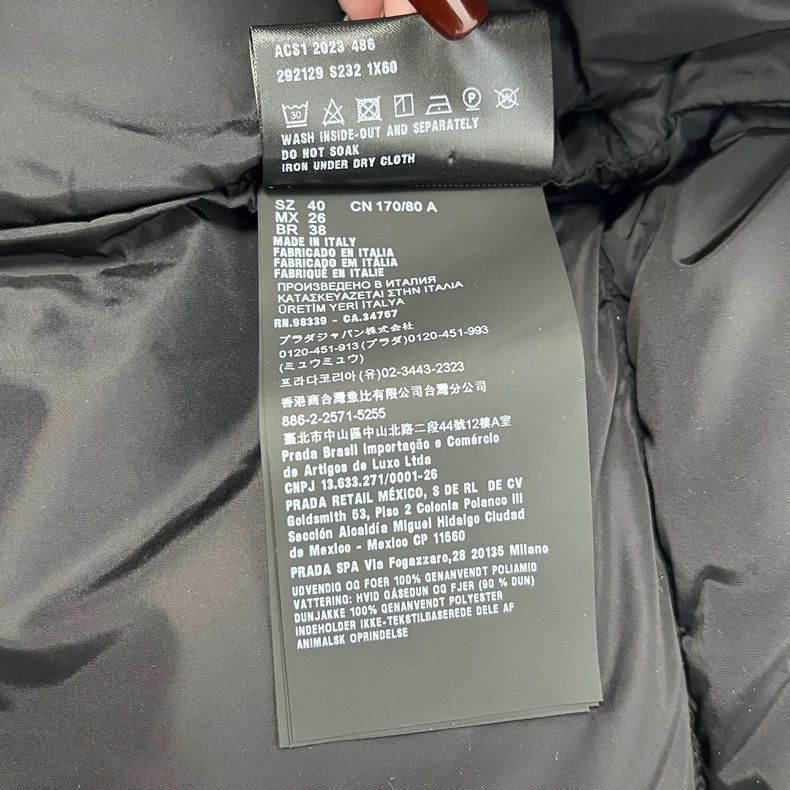Prada Prada Black full logo metal triangle down jacket 2502-Nexta Size US XXS / EU 40 - 6 Thumbnail