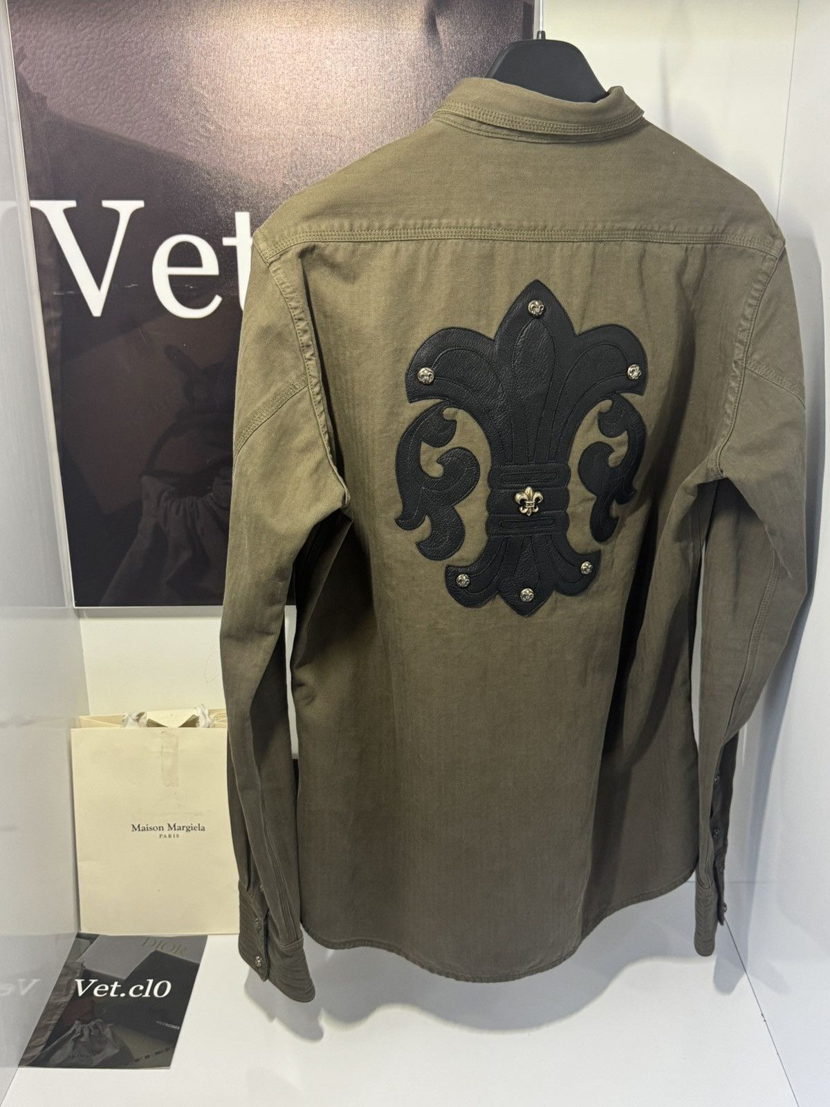 Chrome Hearts ⛔️Chrome hearts brown fleur patch shirt Size US L / EU 52-54 / 3 - 1 Thumbnail