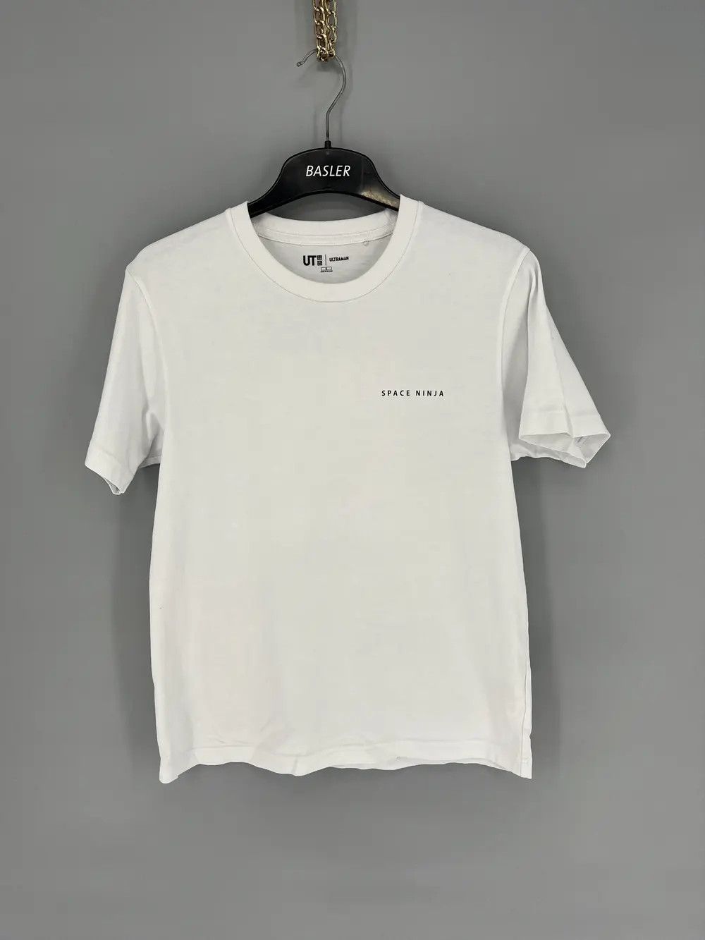 Japanese Brand Uniqlo X Ultraman Alien Baltan Kaiju Japanese T-Shirt Size US S / EU 44-46 / 1 - 2 Thumbnail