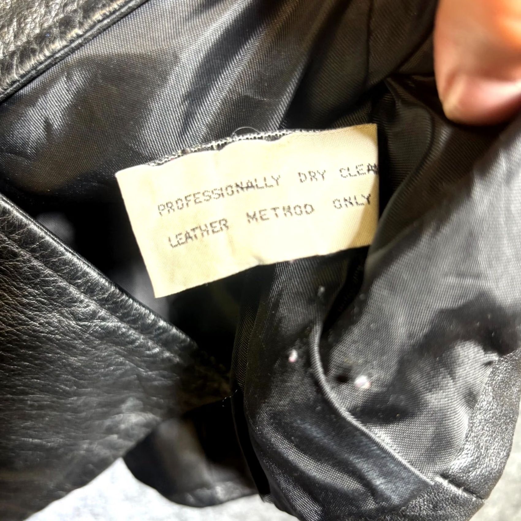 Roundtree & Yorke Roundtree & Yorke Jacket Women's XL Black Leather Lamb Skin Button-Up Size XL / US 12-14 / IT 48-50 - 5 Thumbnail