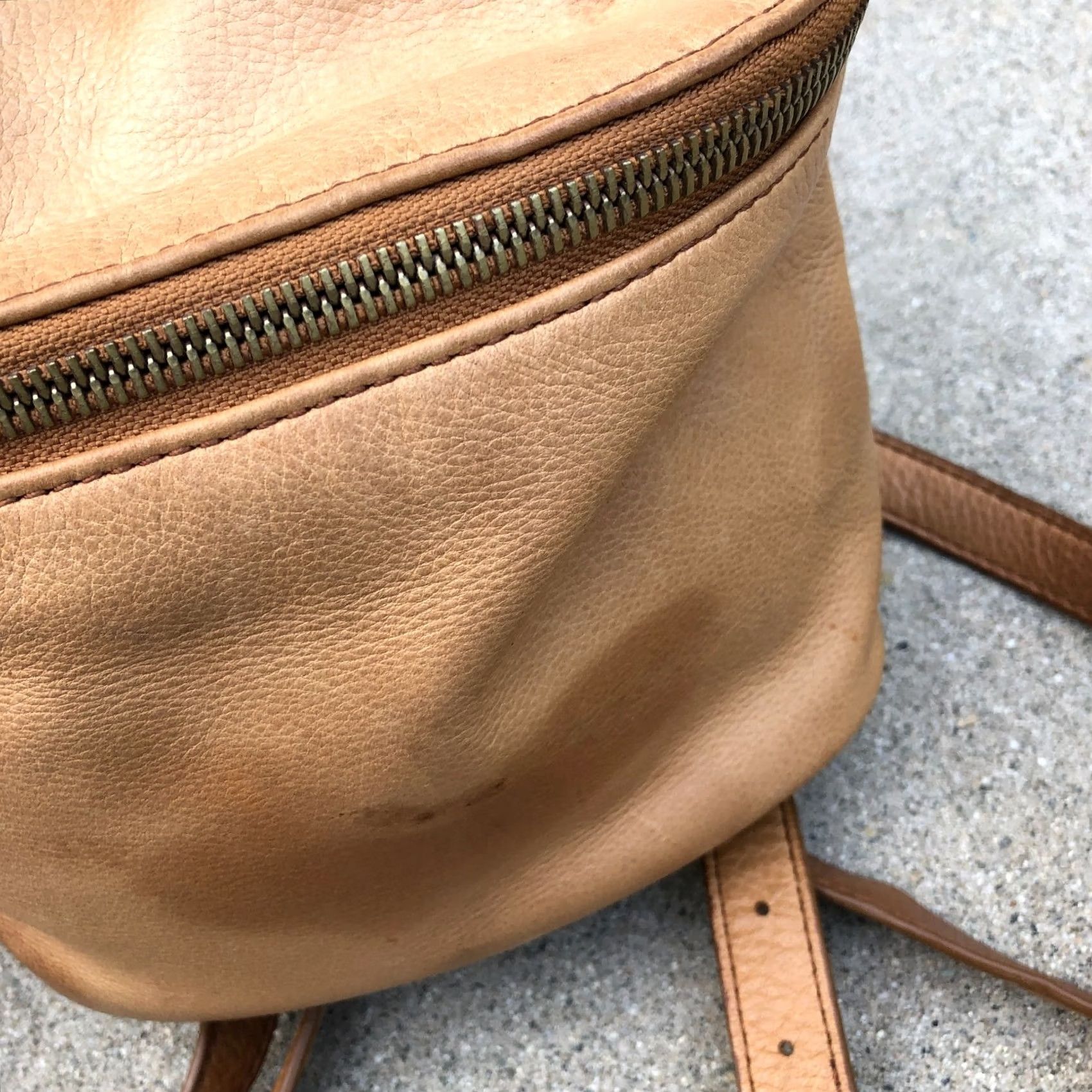 Vintage VTG MARGOT NEW YORK Mini Backpack Leather Women's Zip Bag Brown 9"x6"x4" Backpack Women Brown Leather Zip Bag 9 W x 6 H x 4 D Size ONE SIZE - 4 Thumbnail