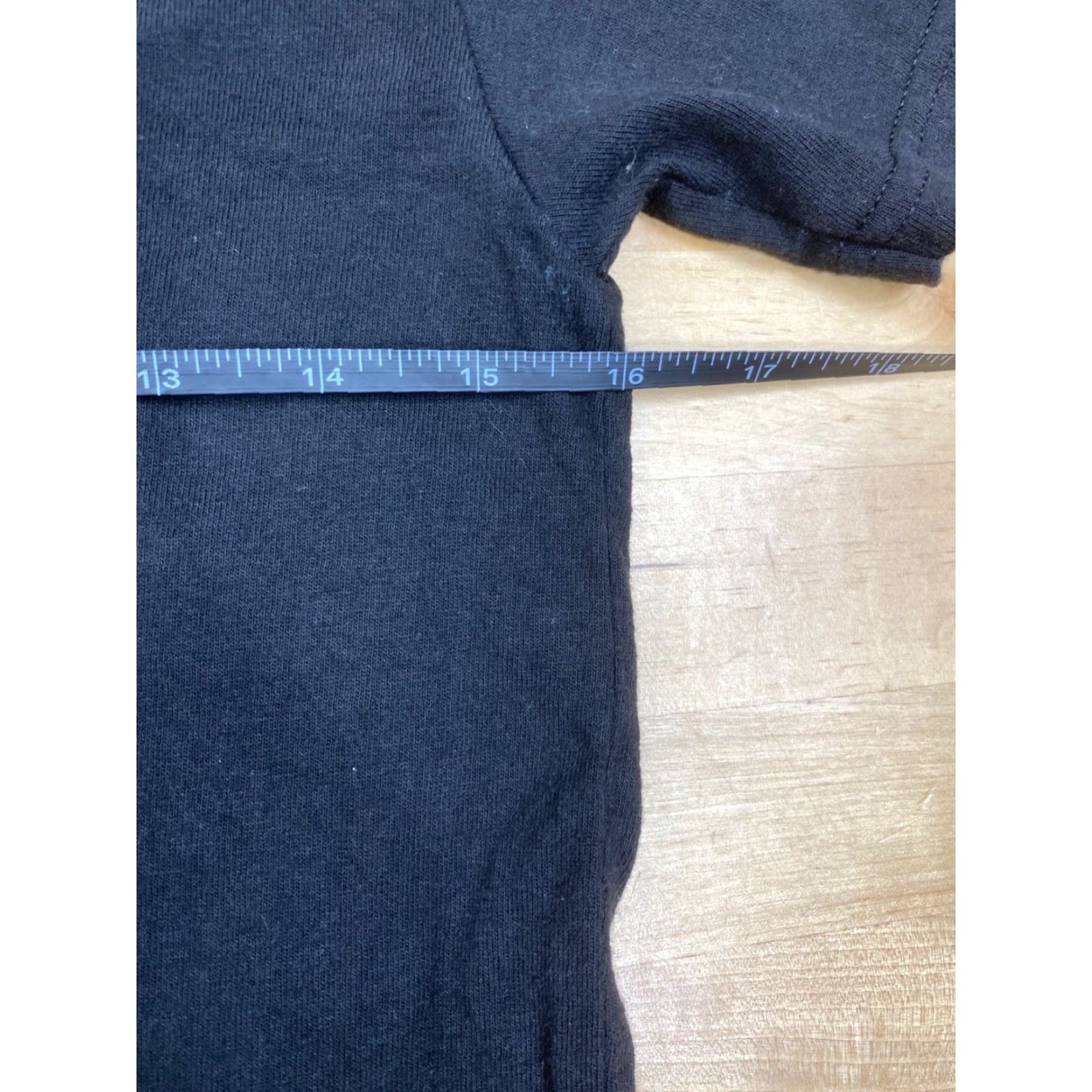 Vans Vans T Shirt XS Black Casual Short Sleeve Crew Neck Men Regular Graphic Print - off the Wall - 6852 Size US XS / EU 42 / 0 - 7 Thumbnail