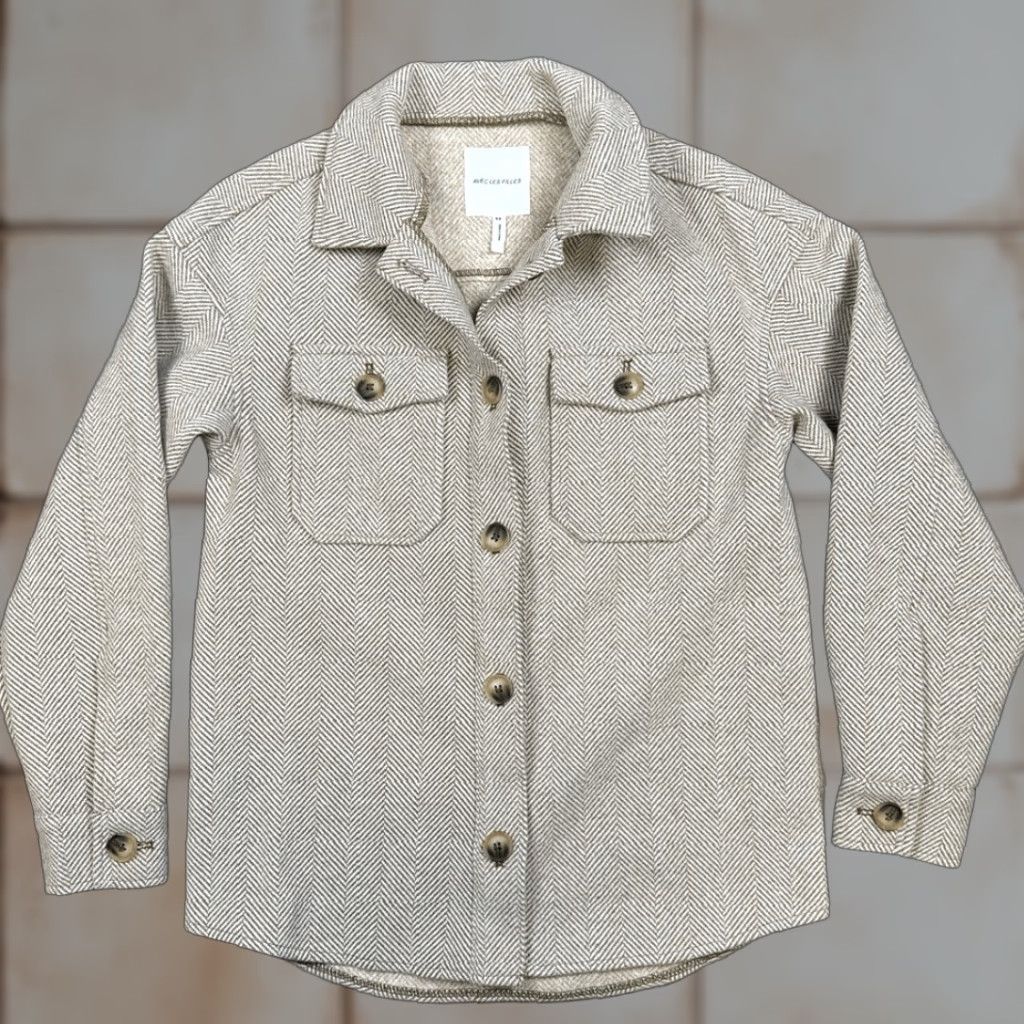 AVEC LES FILLES VINTAGE Avec Les Filles XS Oversized Shacket Tan Shirt Jacket Womens XS Tan Button Up Shacket Size XS / US 0-2 / IT 36-38 - 1 Thumbnail