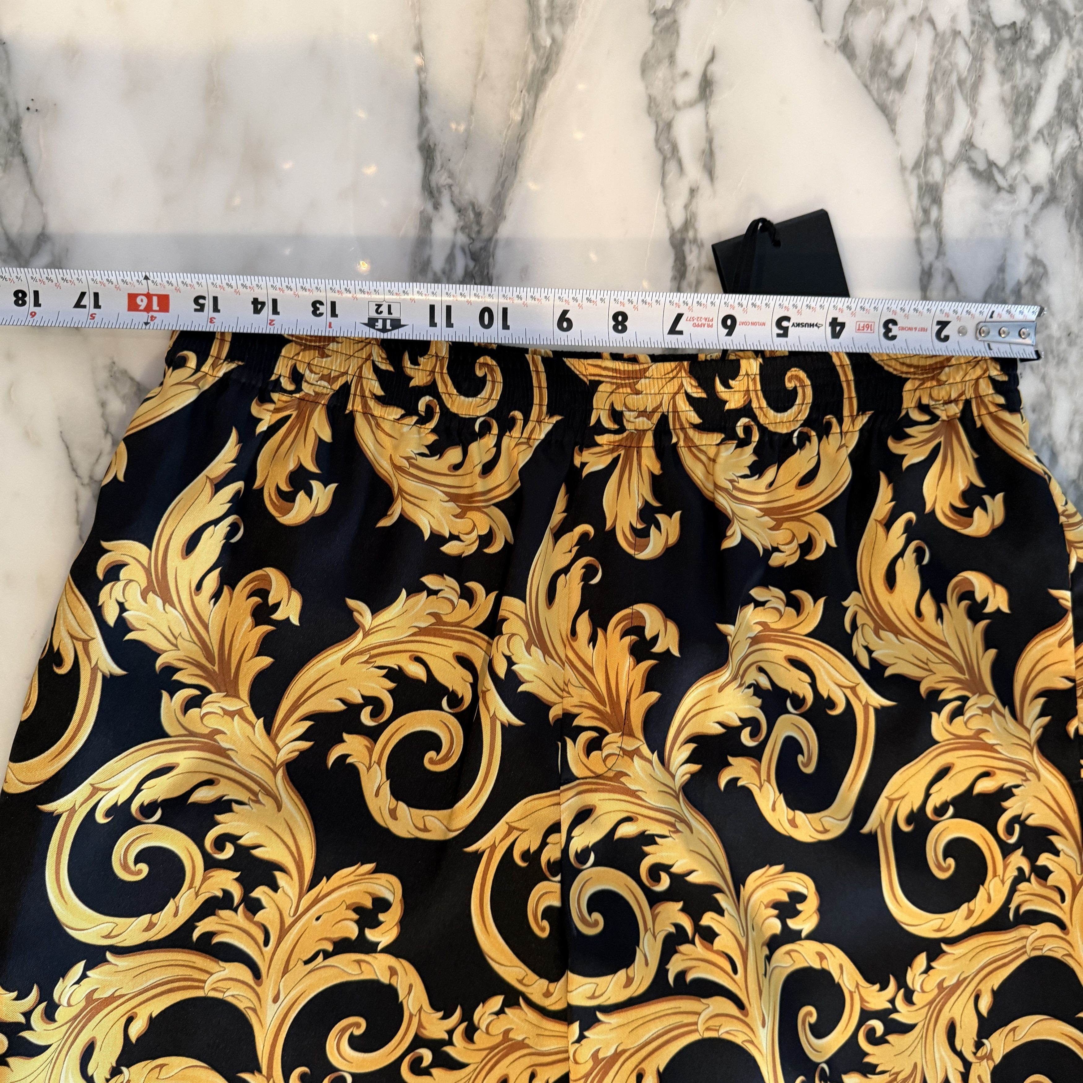 Versace Versace Men's Baroque Shorts Black Gold Print Shorts IT 50 Size US 31 - 13 Thumbnail